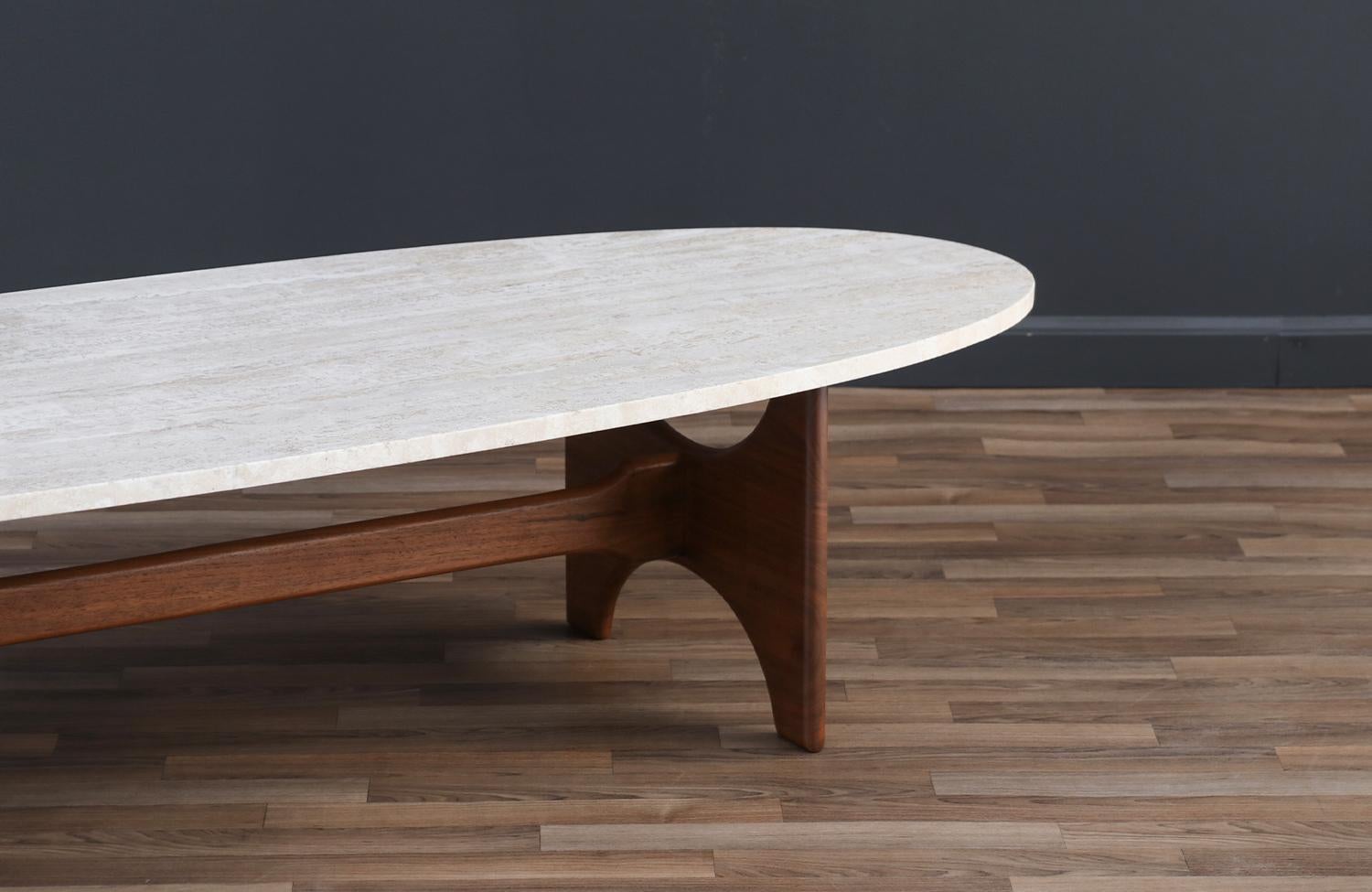 Table basse « Surfboard » moderne du milieu du siècle dernier avec plateau en pierre de travertin en vente 1