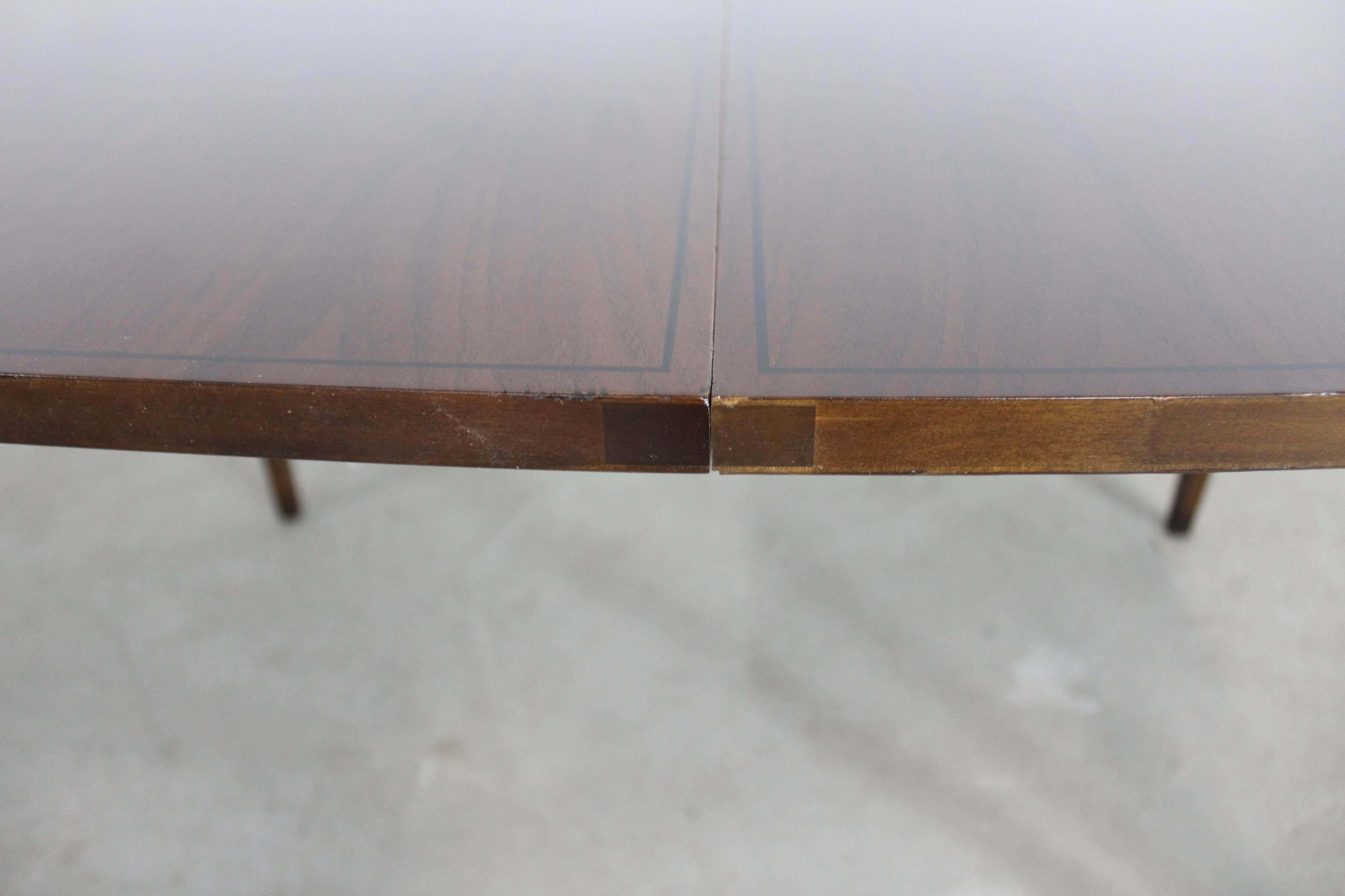 Mid-Century Modern Surfboard Walnut Dining Table by Broyhill For Sale 2