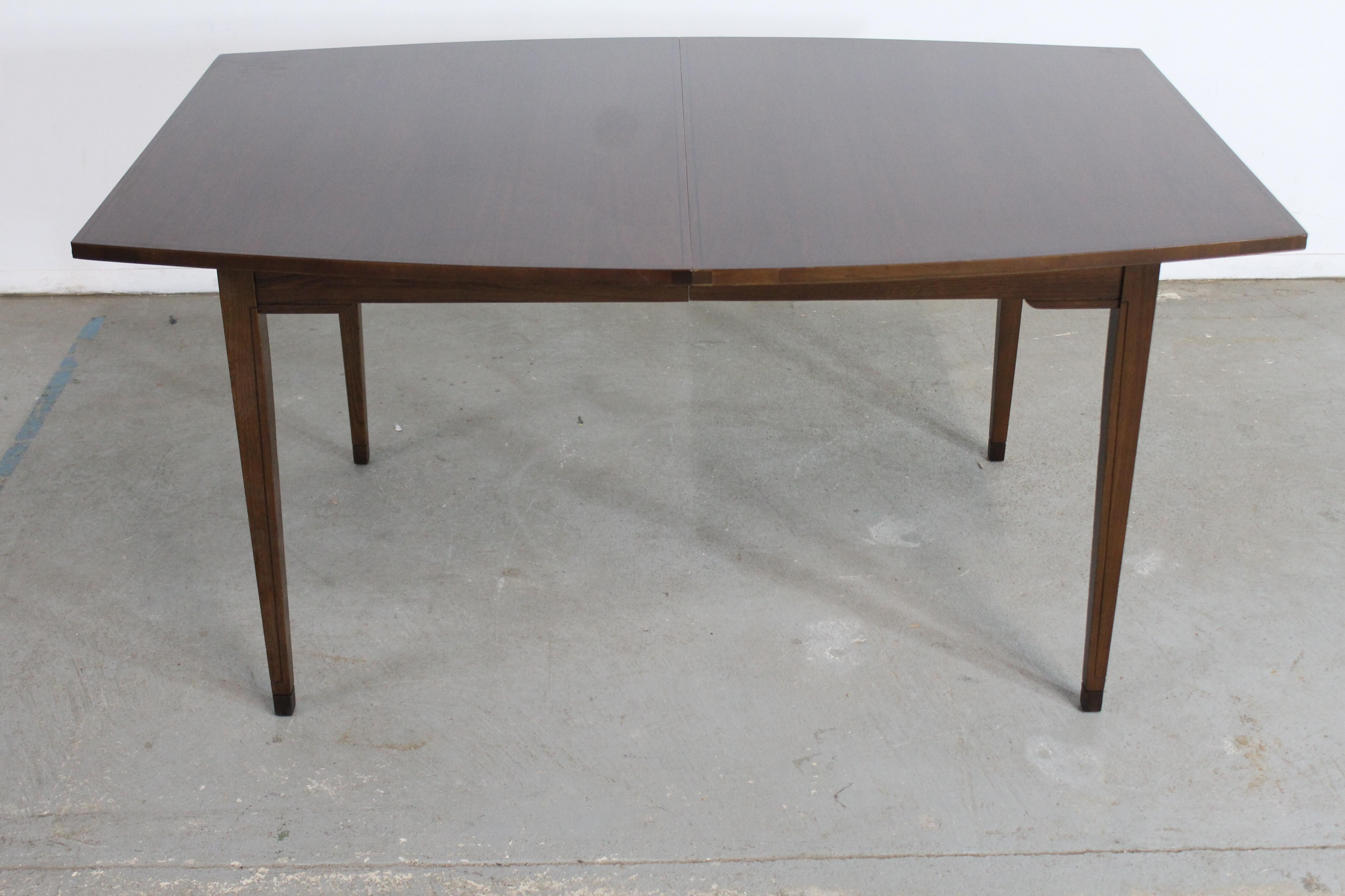 Mid-Century Modern Surfboard Walnut Dining Table by Broyhill For Sale 6