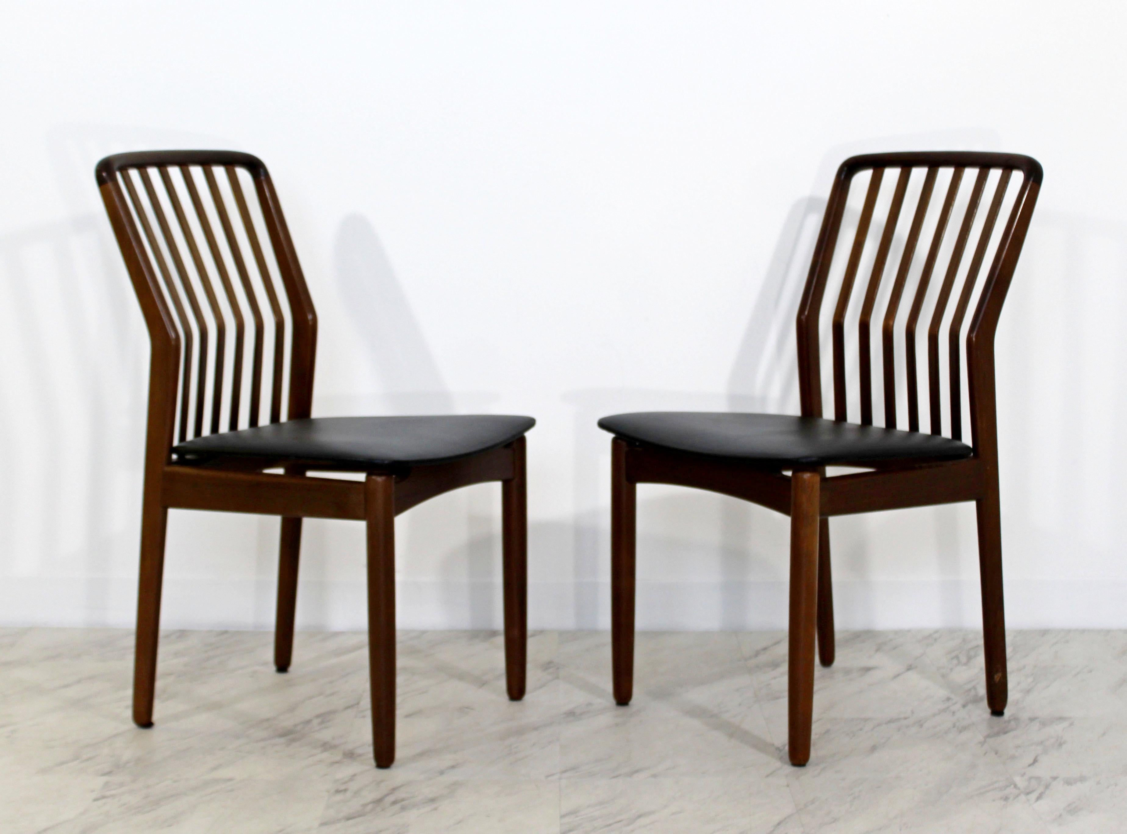 Mid-20th Century Mid-Century Modern Sven Madsen Set of 4 Walnut Side Dining Chairs Danish