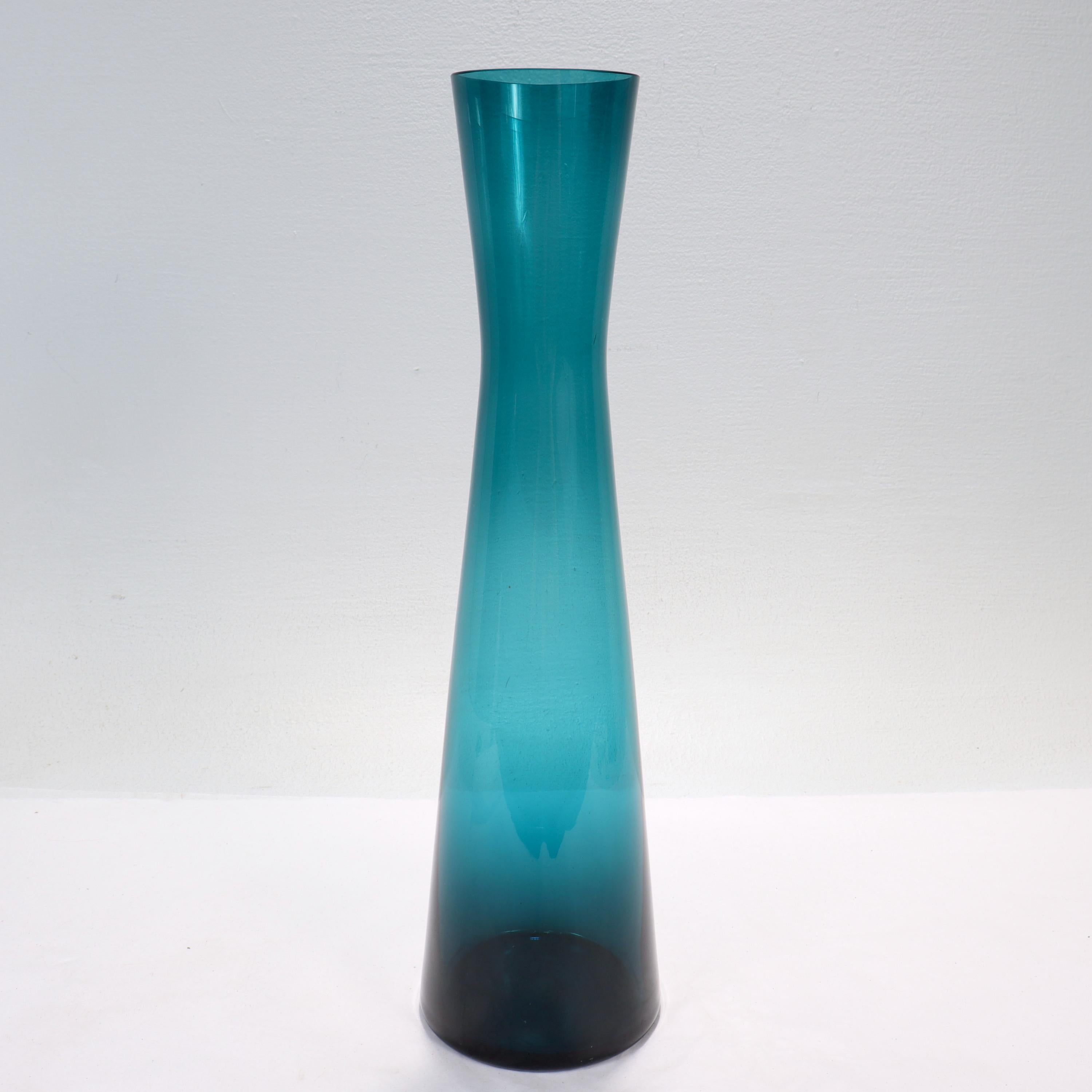 20th Century Mid-Century Modern Swedish Art Glass Vase Attributed to Gullaskruf For Sale