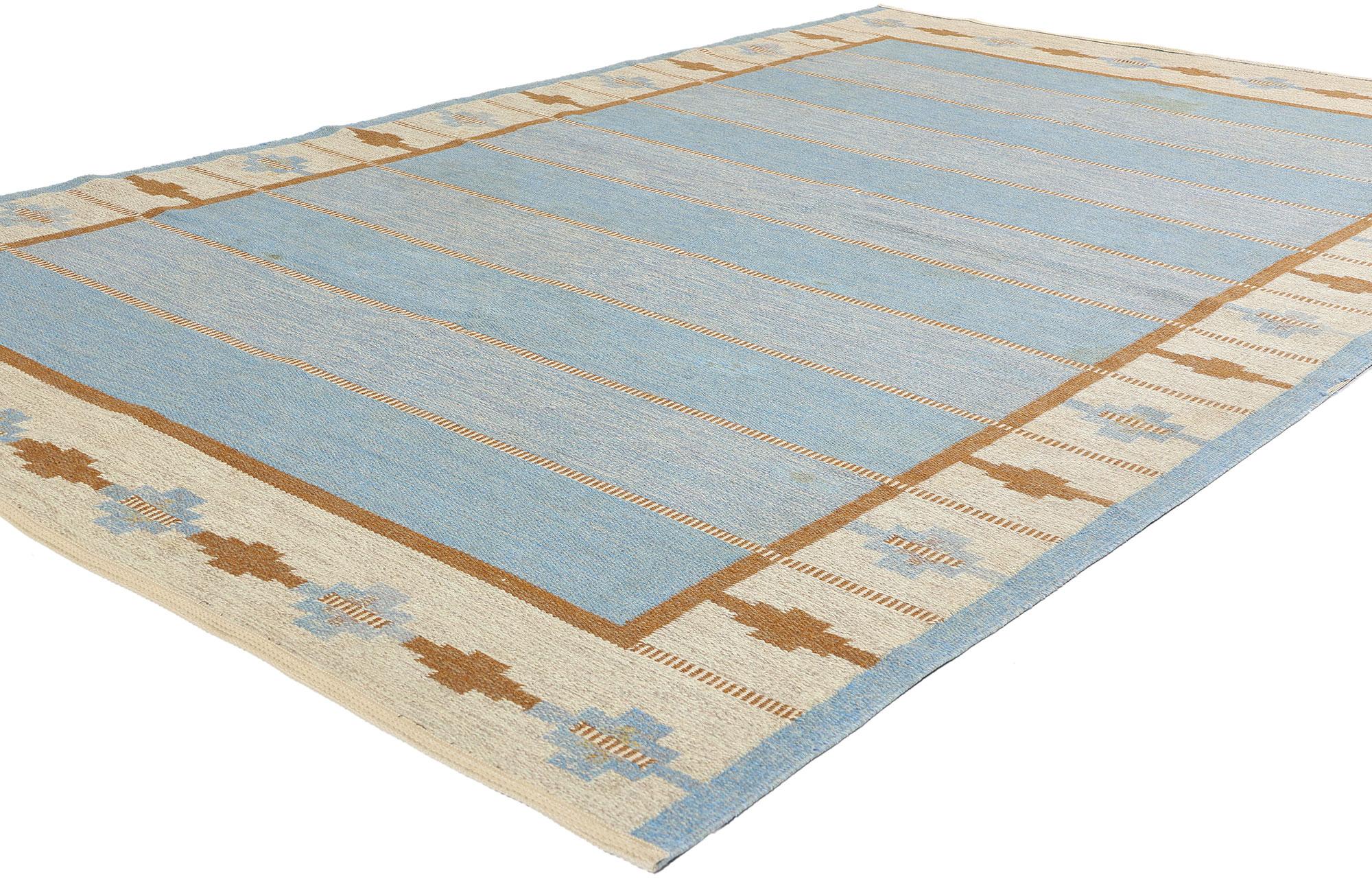79041 Tappeto Vintage Swedish Rollakan, 06'01 x 09'08. Questo tappeto vintage svedese in lana rollakan, tessuto a mano, incarna l'essenza dello stile The Modern Scandinavian Modern con il suo fascino minimalista e la sua eleganza senza tempo. Il