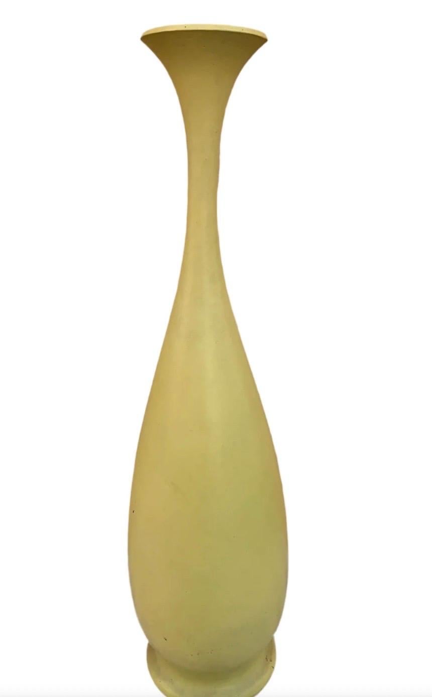 Mid-Century moderno Mid Century Modern Swedish Ceramic Yellow Floor Vase in vendita