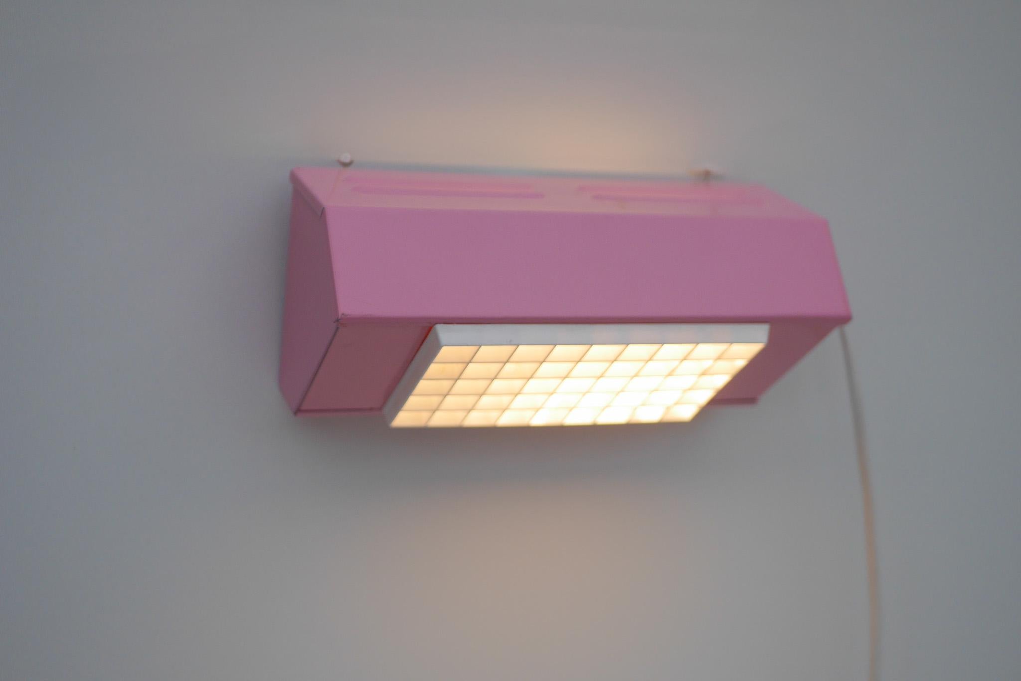 Mid-Century Modern Swedish Elidus Wall Lamp attributed to Hans Agne Jakobsson For Sale 2
