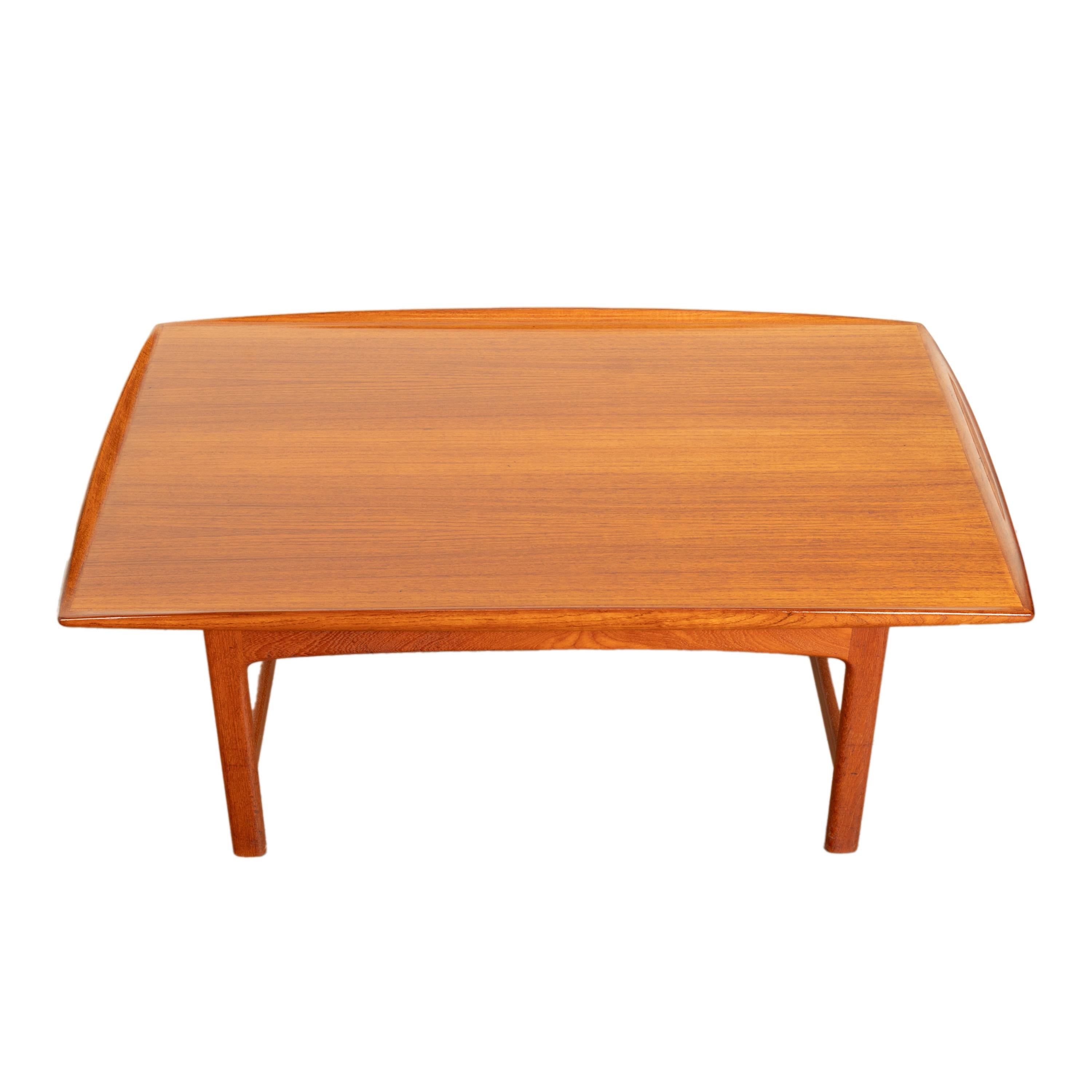 Grande table basse suédoise moderne du milieu du siècle Folke Ohlsson Tingstroms 1960 en vente 3