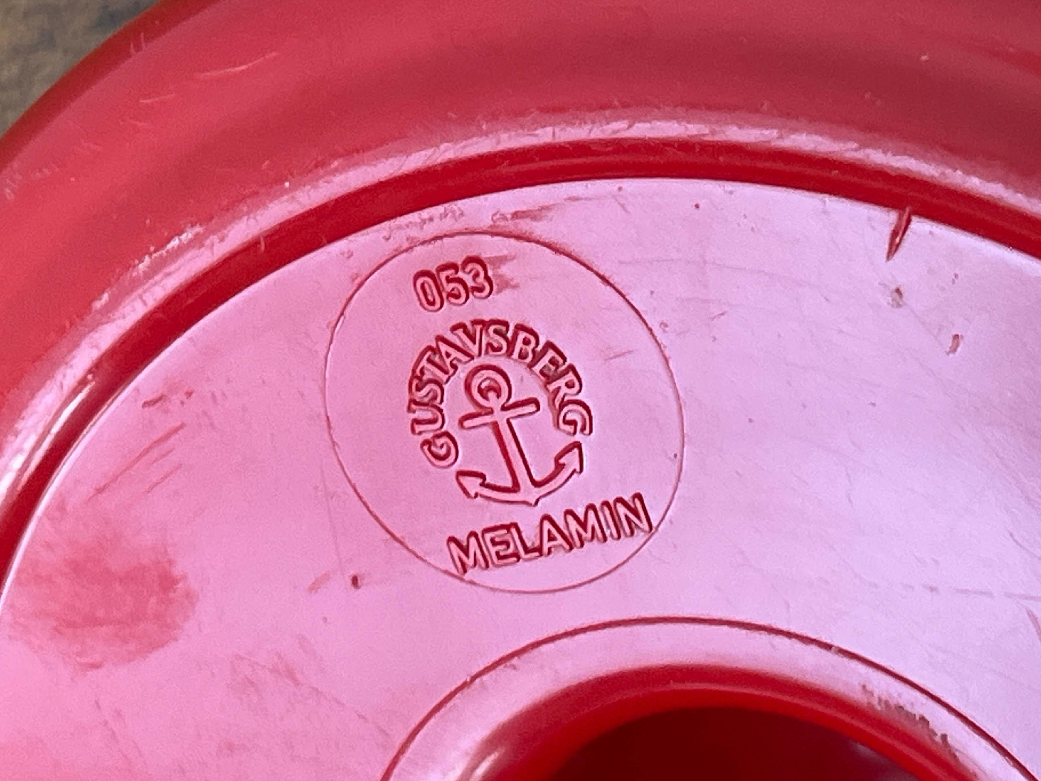 Moderner schwedischer Aschenbecher aus rotem Melamin aus der Jahrhundertmitte Gunnar Larson Gustavsberg, 60er Jahre im Angebot 7