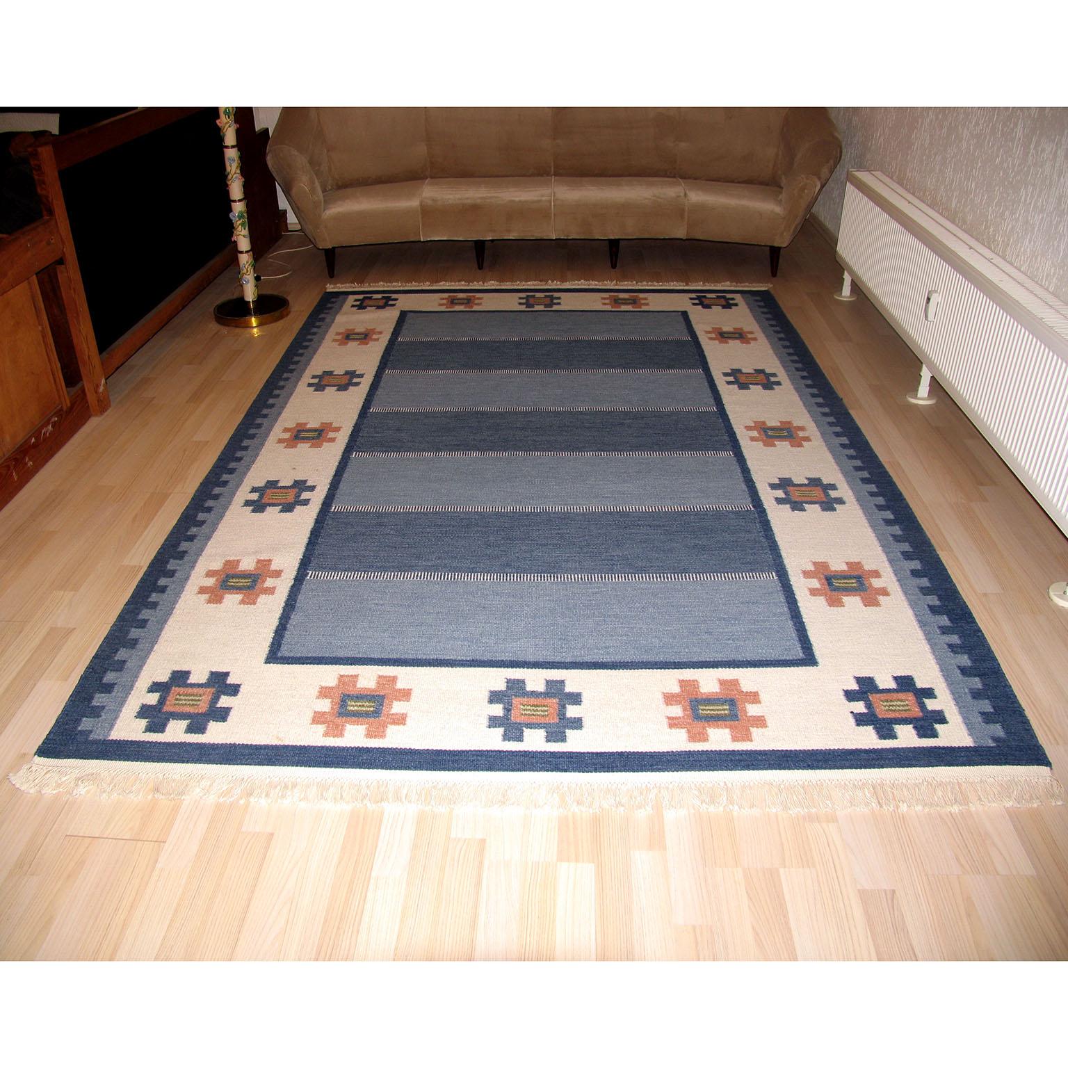 Mid-Century Modern Swedish Rolakan, Flat-Weave Kilim Rug In Good Condition In Bochum, NRW