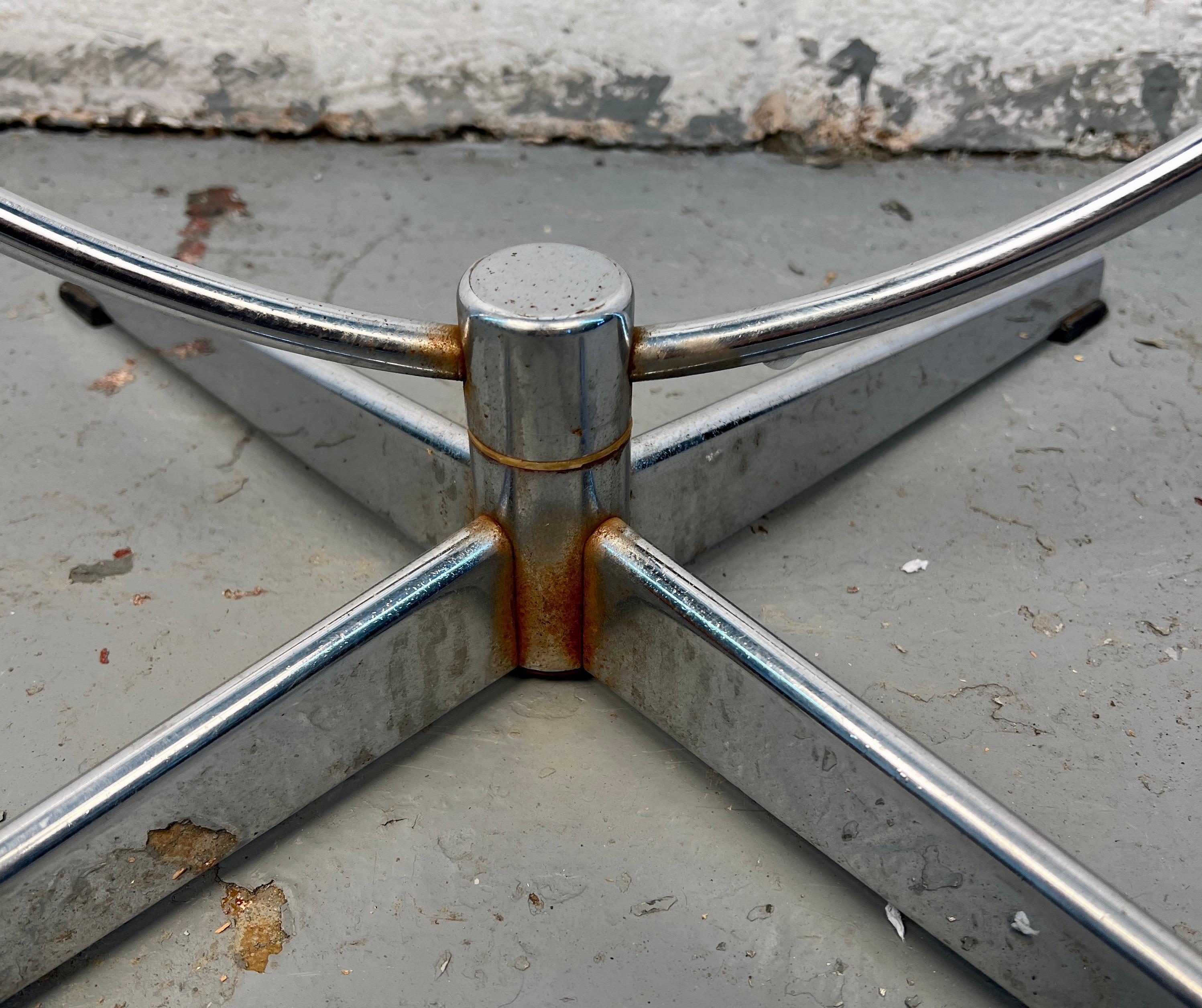 Mid-Century Modern Swedish Swivel Egg Chair in Chrome by Arne Dahlén For Sale 5