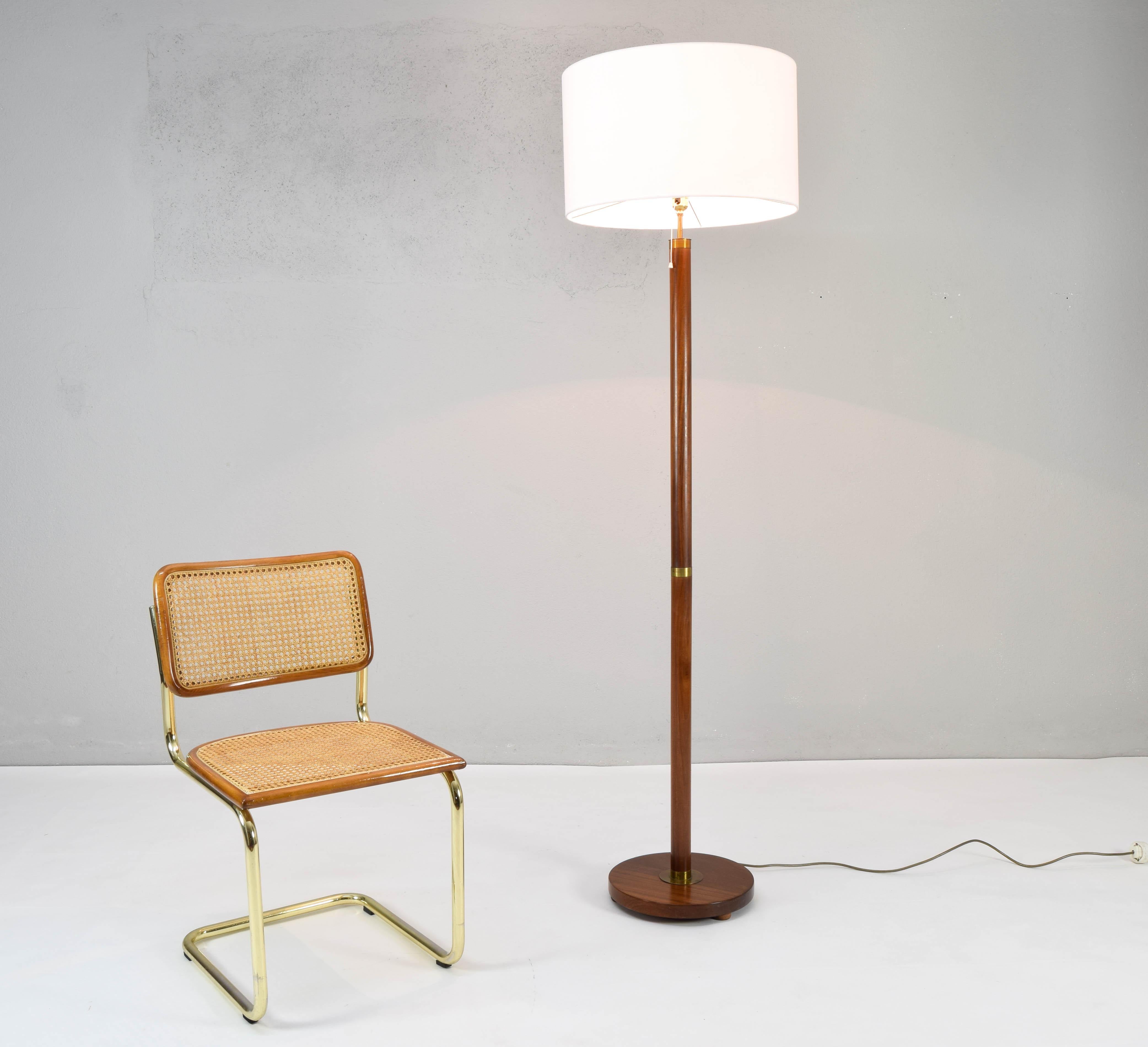 Mid-Century Modern Swedish Teak, Brass and Linen Floor Lamp, 1960s In Good Condition In Escalona, Toledo
