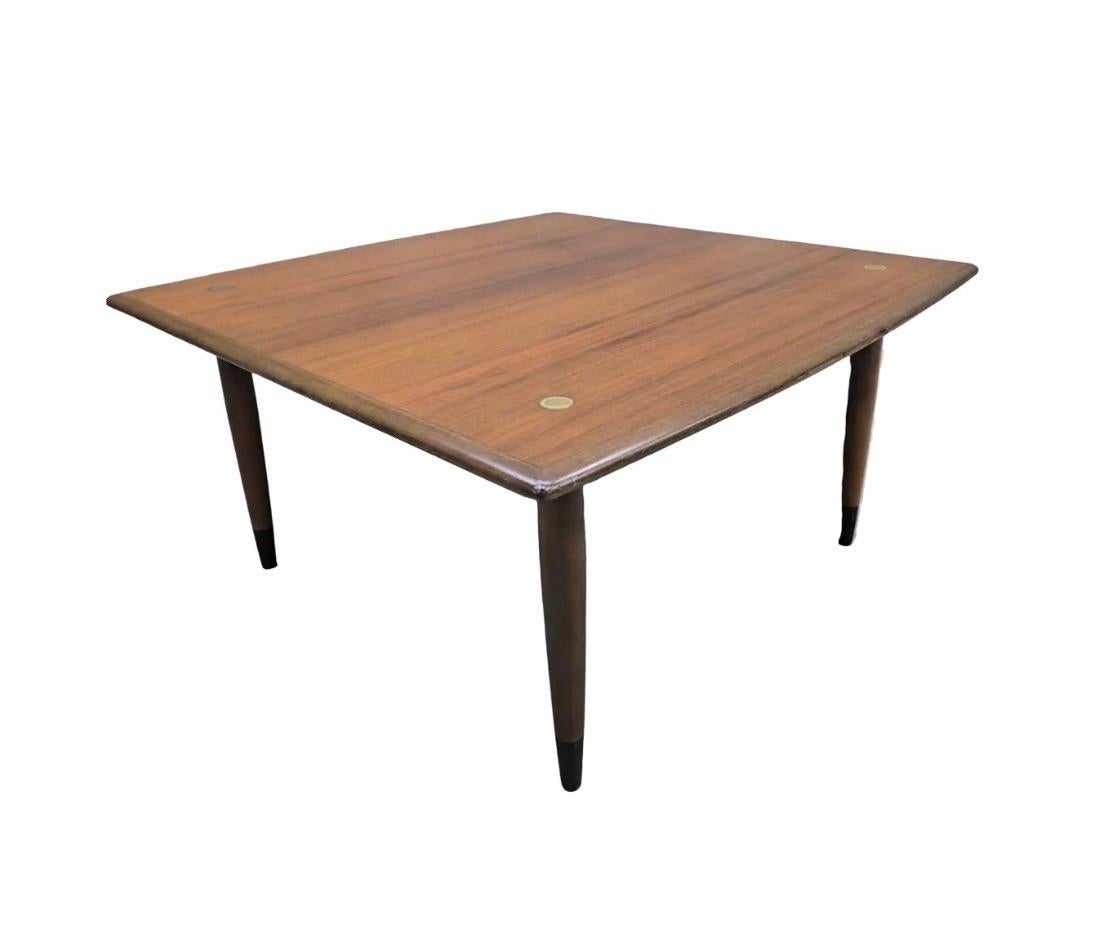 Table basse en teck suédois moderne du milieu du siècle par Dux en vente 4