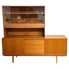 Schwedische Teakholz-Anrichte mit Plattenschrank von Erik Worts, Moderne der Mitte des Jahrhunderts