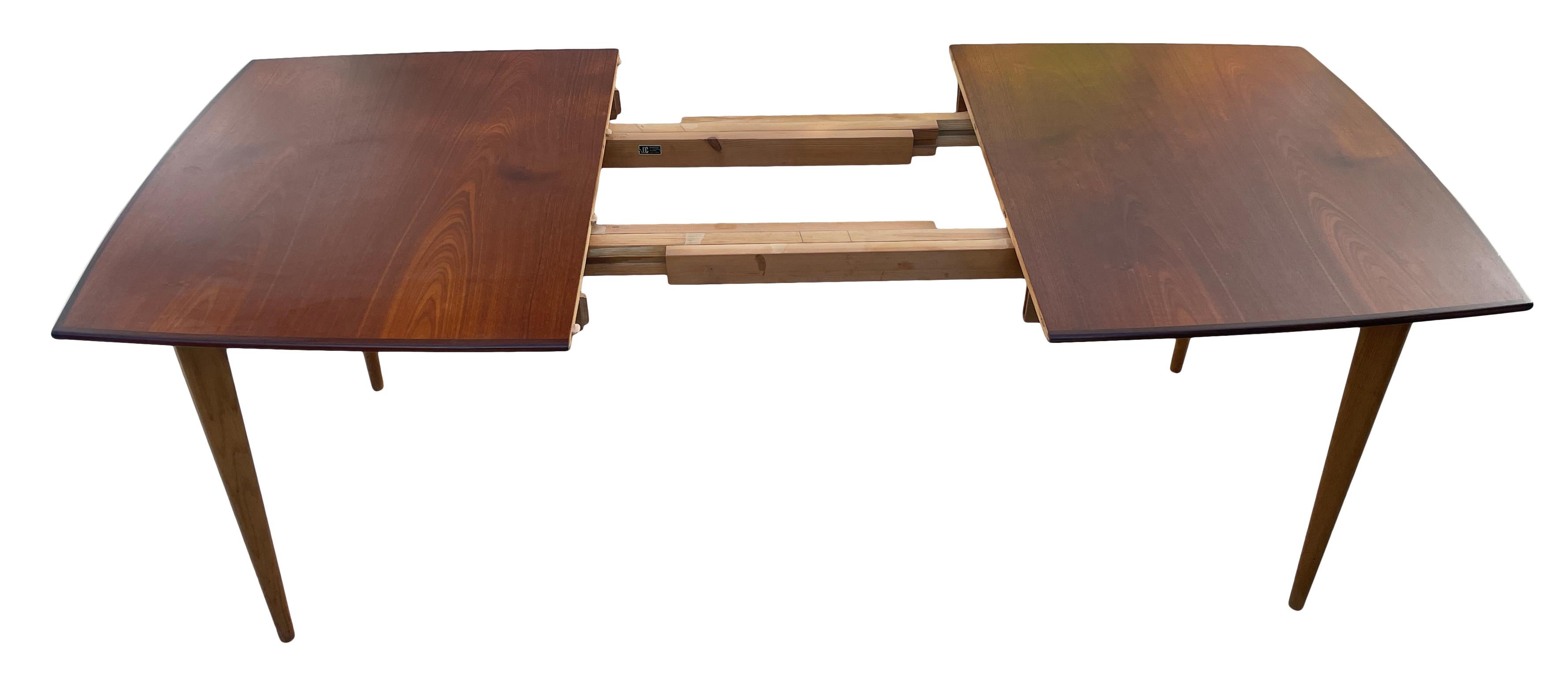 Mid-20th Century Mid Century Modern Swedish teak Dining table with 2 leaves 