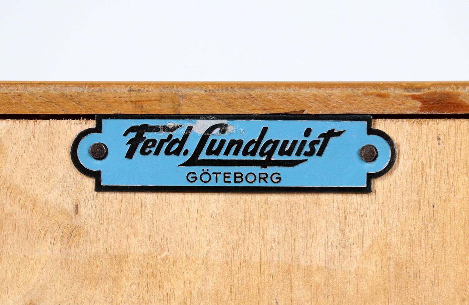 Mid-Century Modern Swedish Two-Tone Cabinet by Ferd Lundquist 10