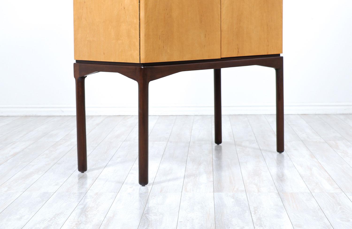Mid-Century Modern Swedish Two-Tone Cabinet by Ferd Lundquist 2