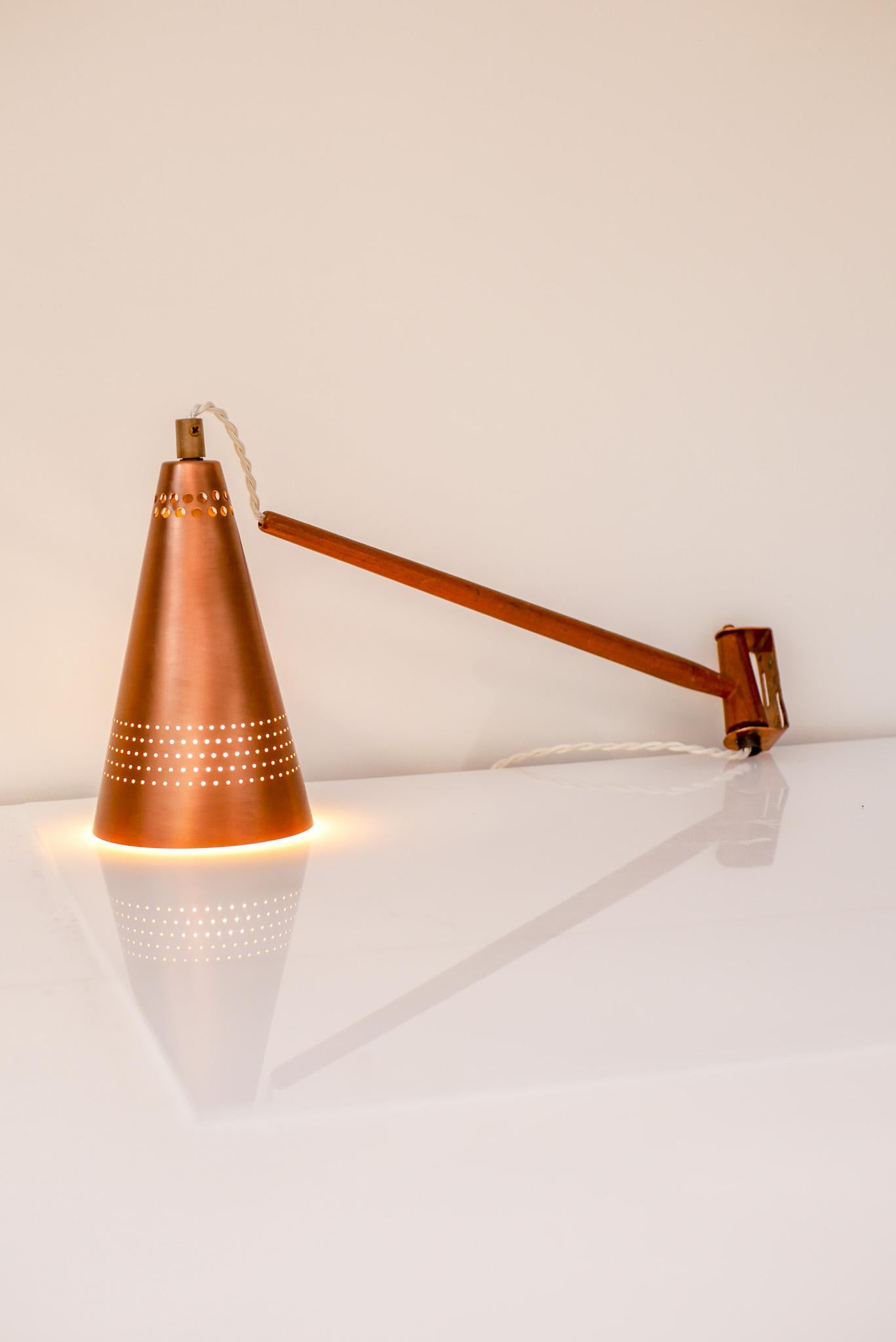 Mid-Century Modern Swedish Wall Lamp  or sconce by Hans Agne Jakobsson, Markaryd 6