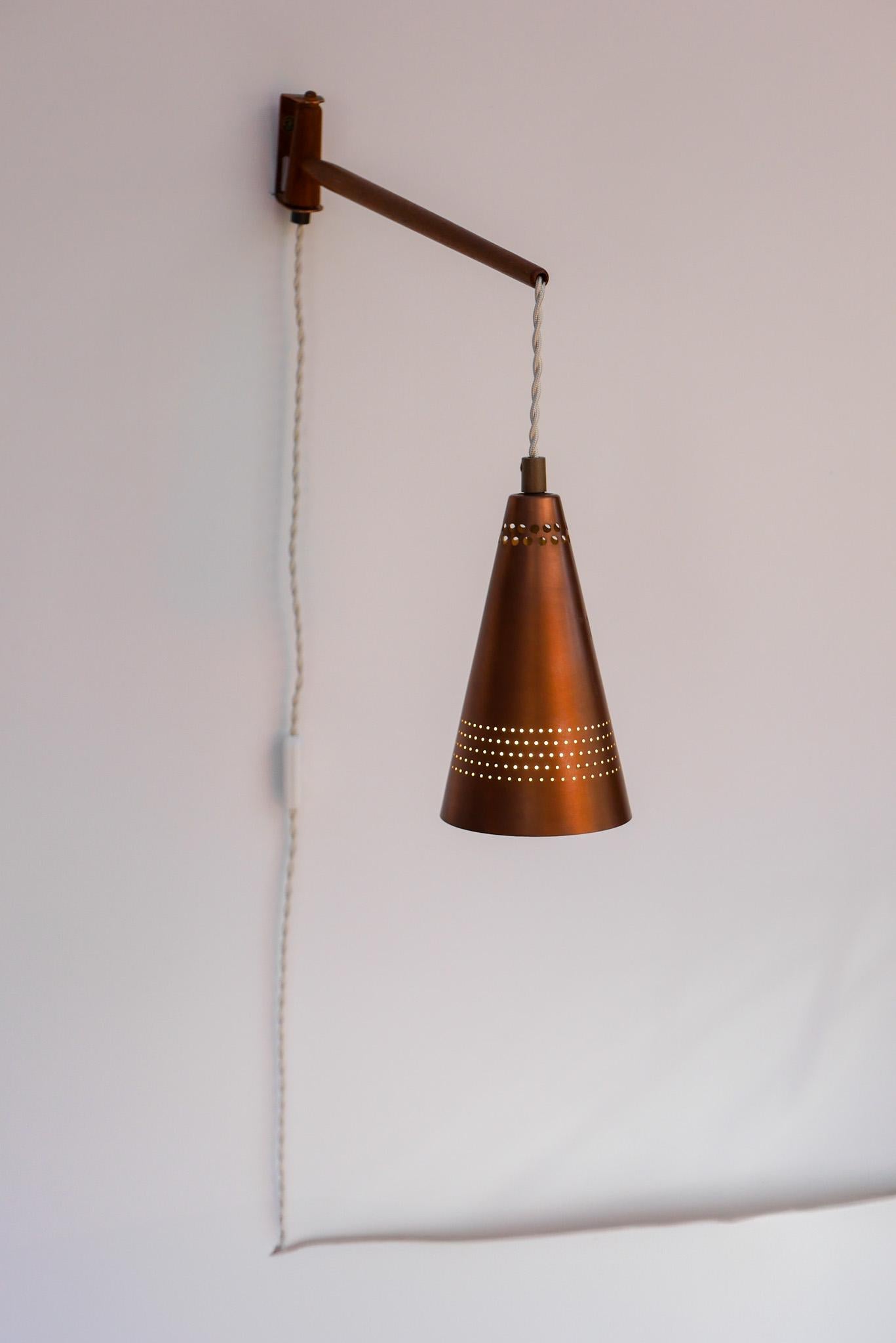 Mid-Century Modern Swedish Wall Lamp  or sconce by Hans Agne Jakobsson, Markaryd 11