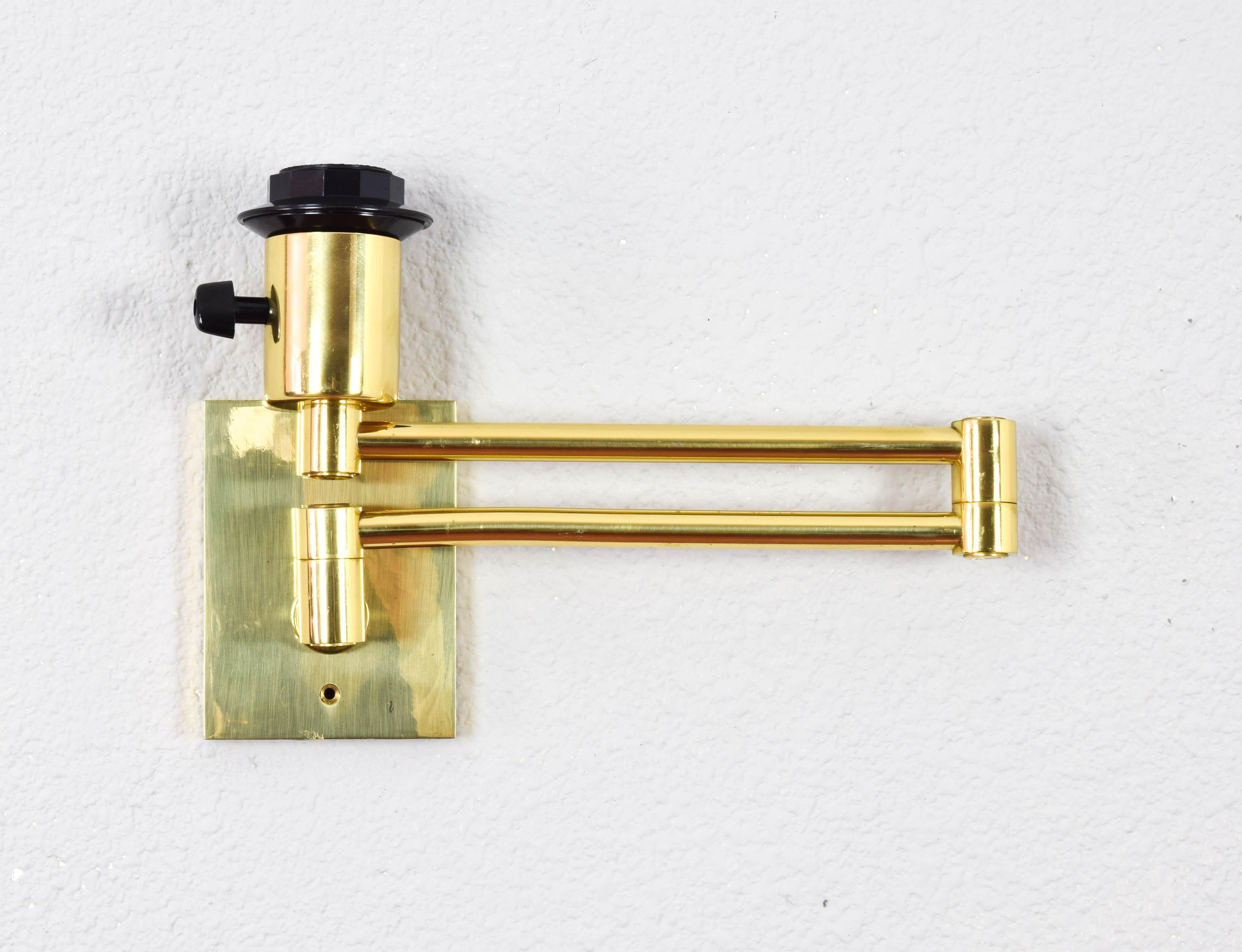 Mid-Century Modern Swing Arm Brass Sconce by George W. Hansen for Metalarte 2