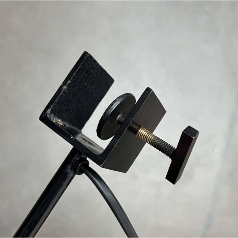 Lámpara de sobremesa de pinza minimalista suiza de mediados de siglo, equipo SLZ, años 60 Suizo en venta