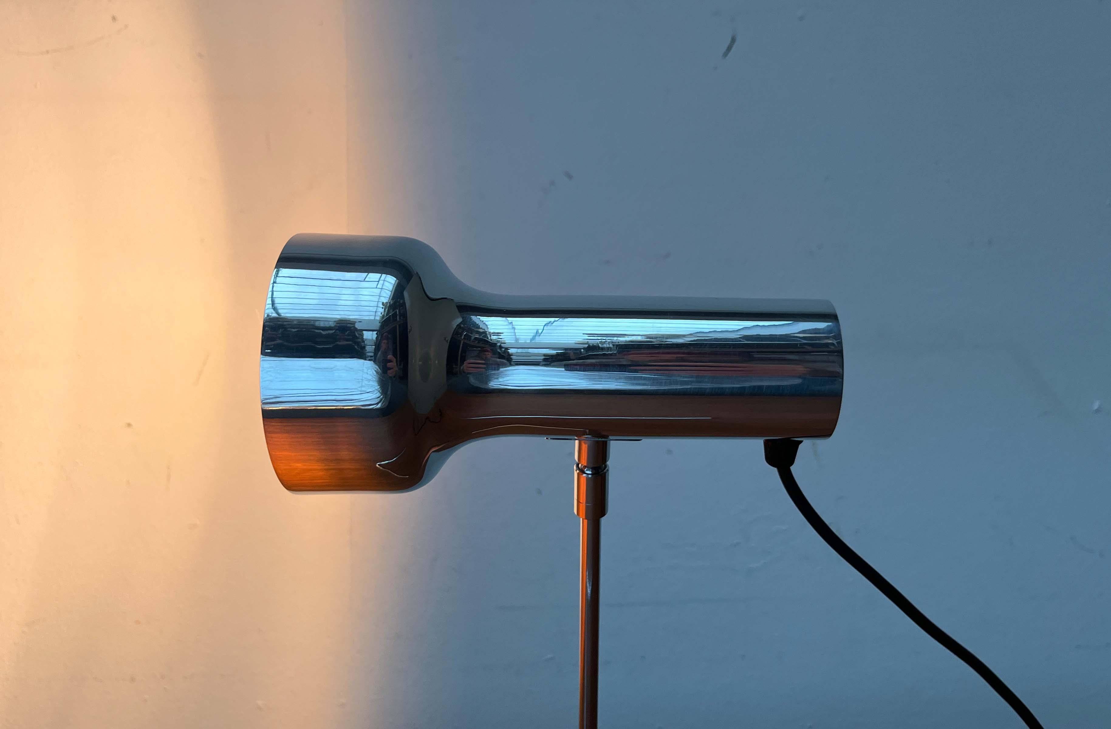 Mid-Century Modern Swiss Minimalist Table Lamp, 1960s For Sale 6