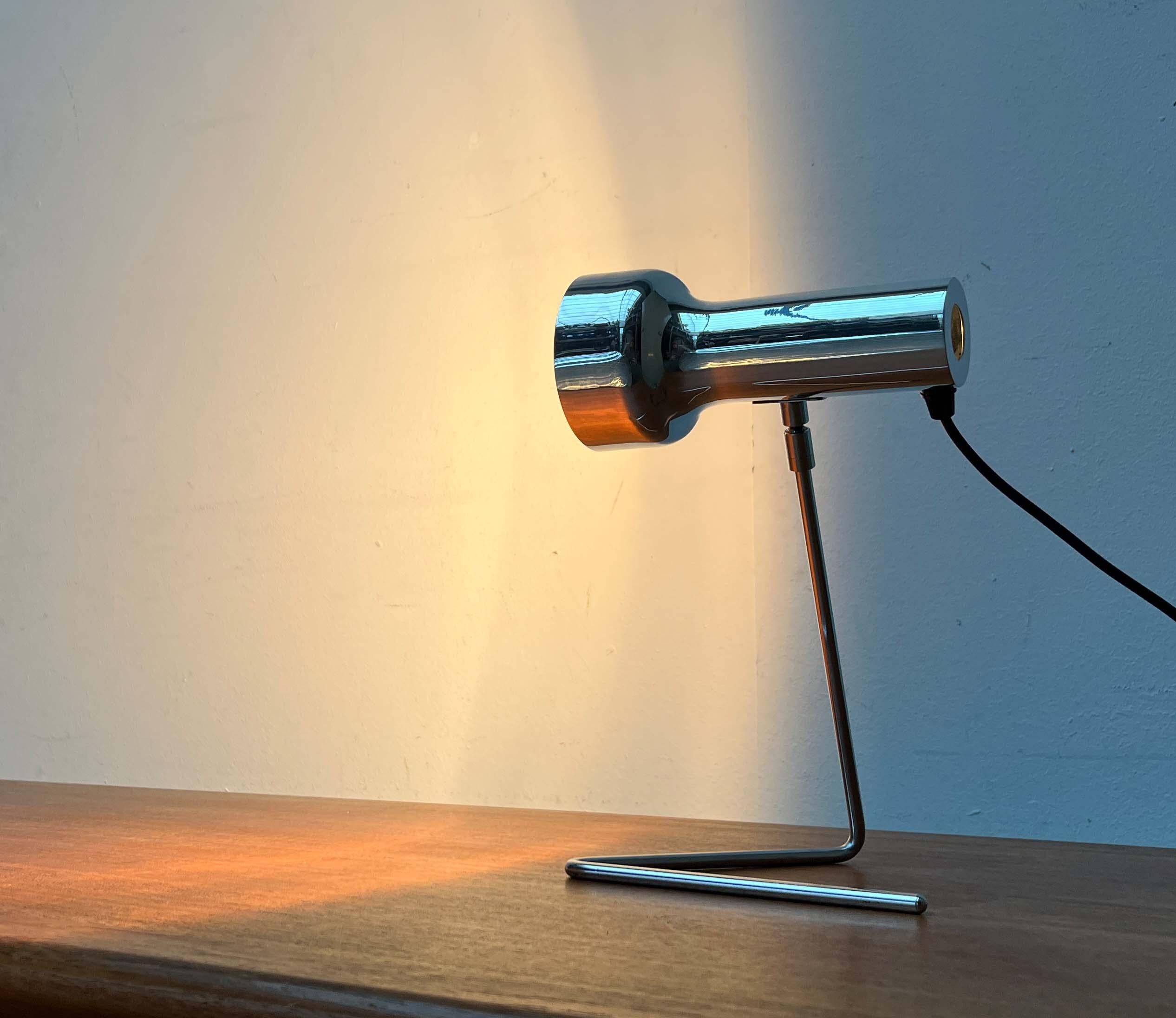 Mid-Century Modern Swiss Minimalist Table Lamp, 1960s For Sale 1
