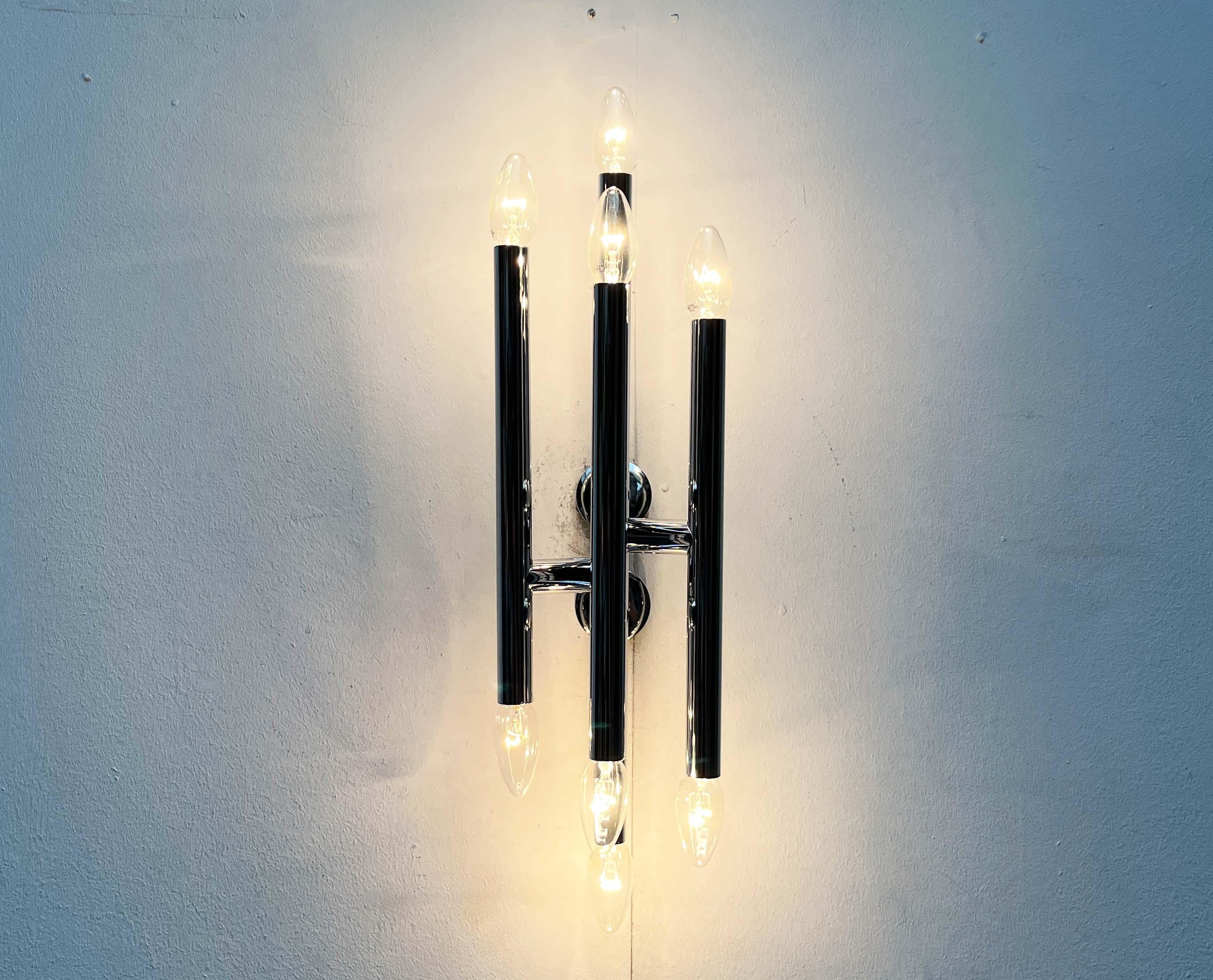 Mid-Century Modern Swiss Space Age Wall Lamp from Temde, Switzerland en venta 3
