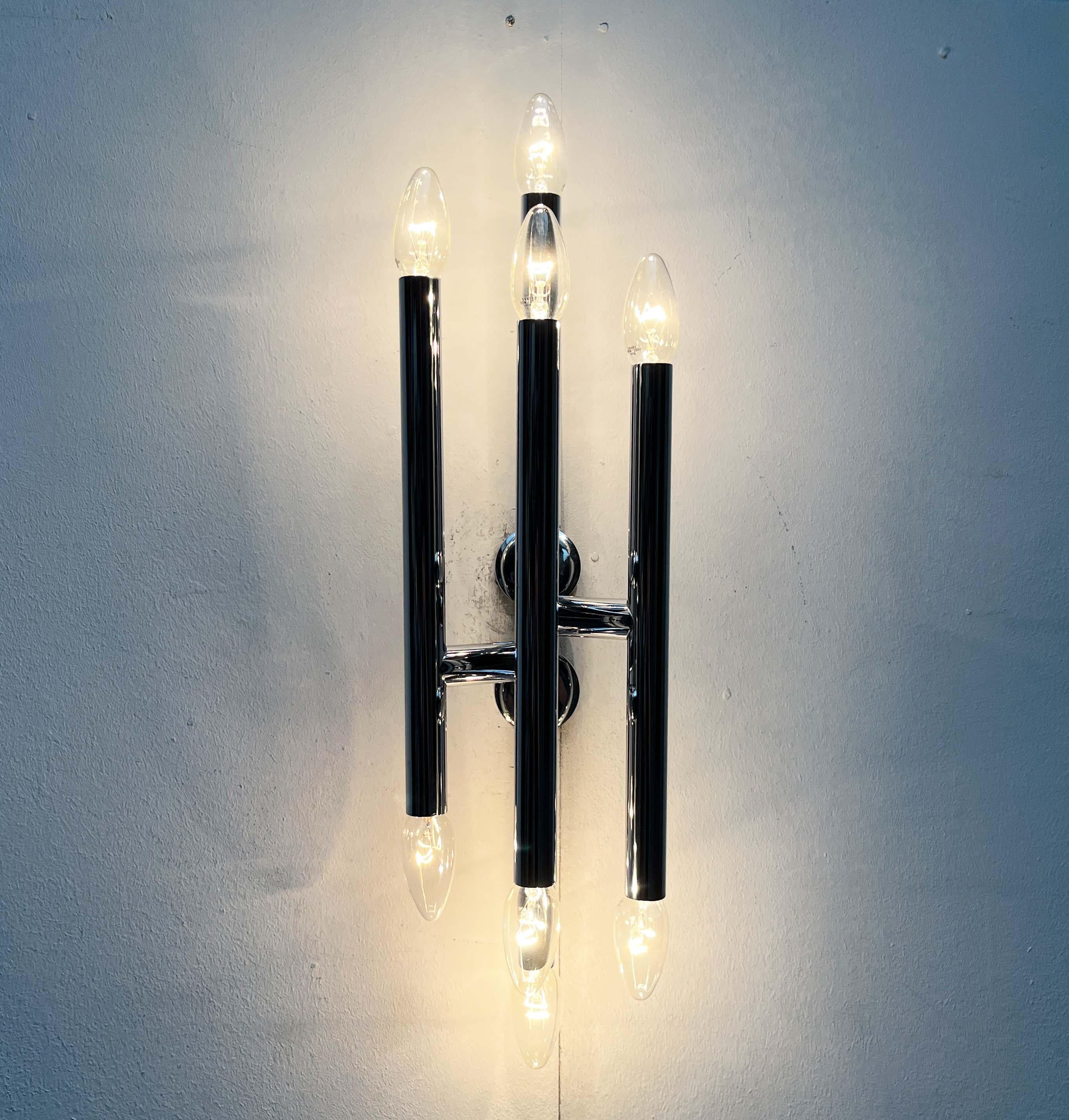 Mid-Century Modern Swiss Space Age Wall Lamp from Temde, Switzerland en Bueno estado para la venta en Hamburg, DE