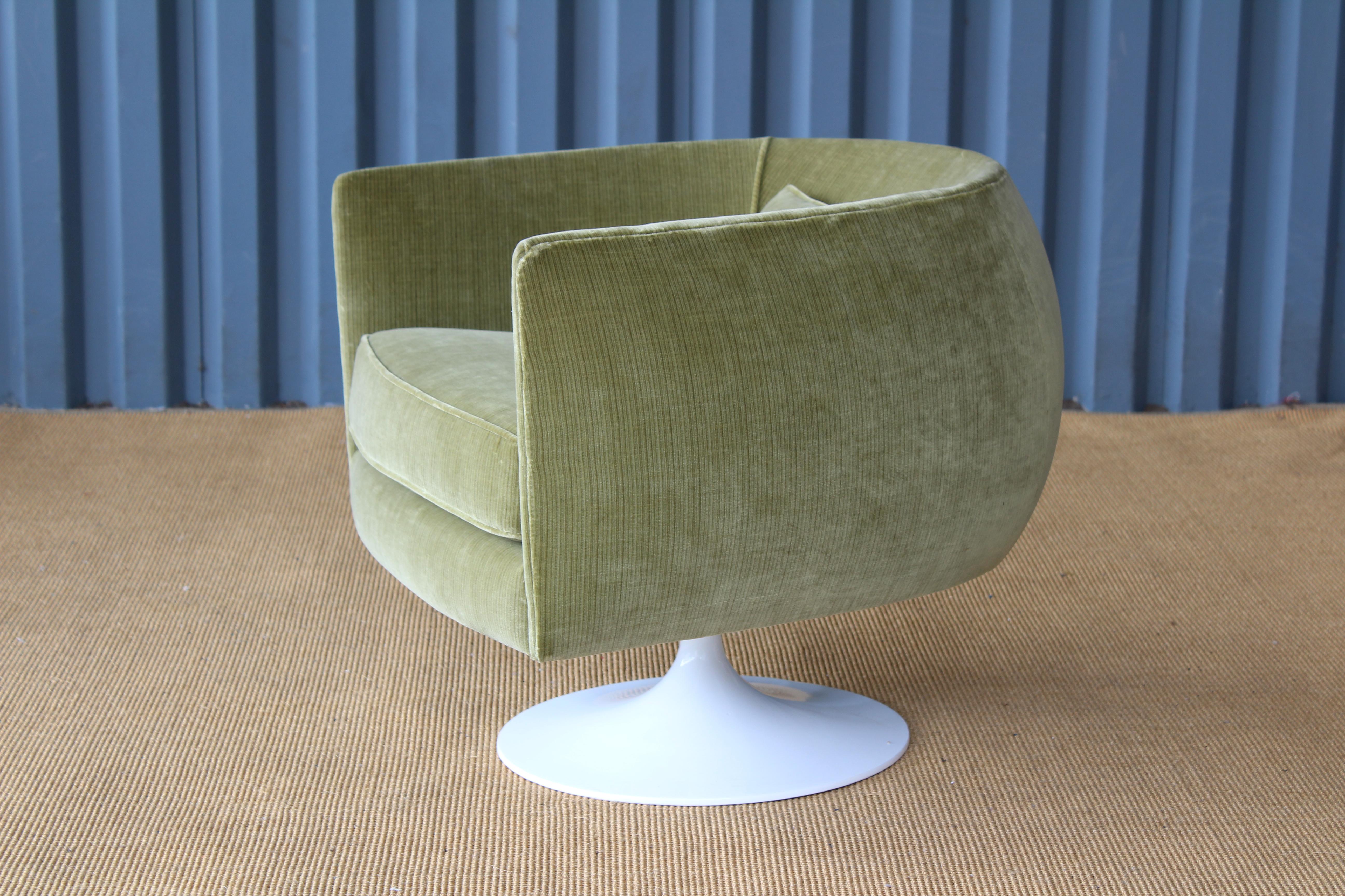 Unknown Mid-Century Modern Swivel Armchair, 1960s