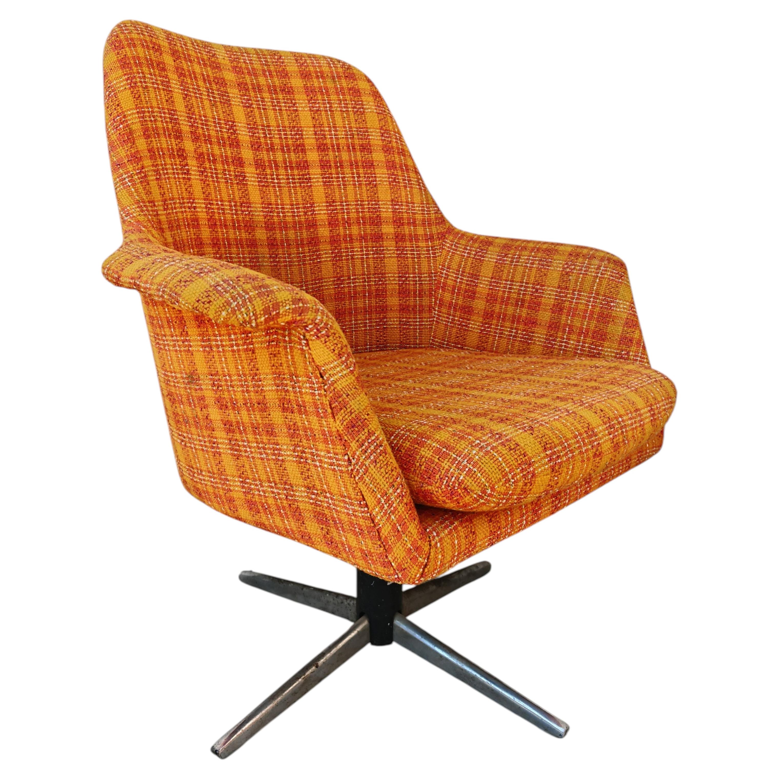 Mid Century Modern Swivel Armchair with its original orange fabric, Germany 1960
