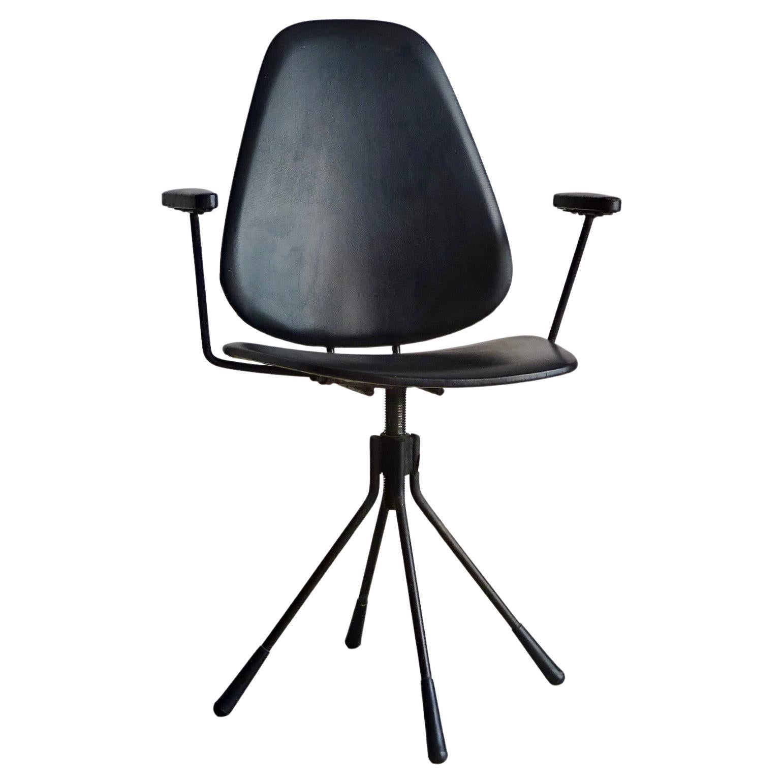 Fauteuil pivotant moderne du milieu du siècle dernier de VVV - Ferrocolor, Barcelone 1960. en vente