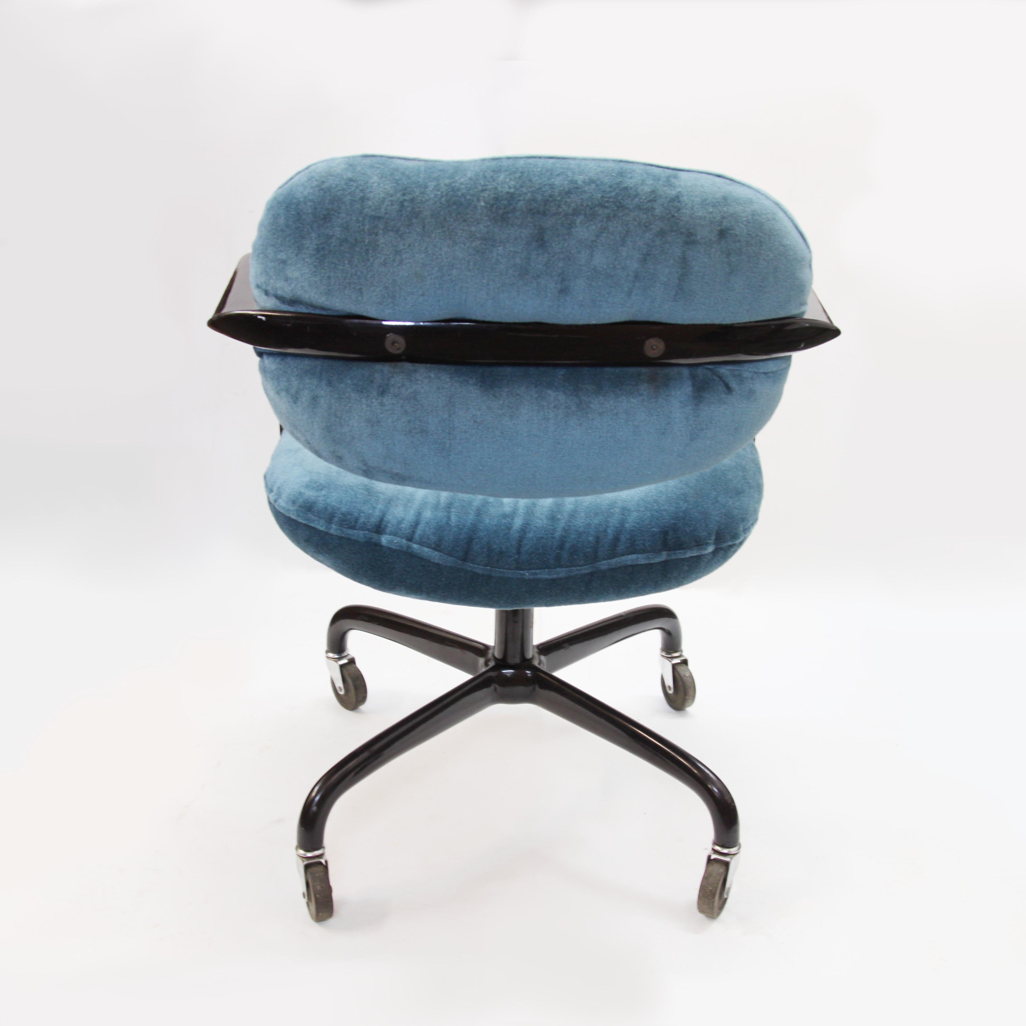 American Mid-Century Modern Swivel Desk Chair by Andrew Morrison & Bruce Hannah for Knoll
