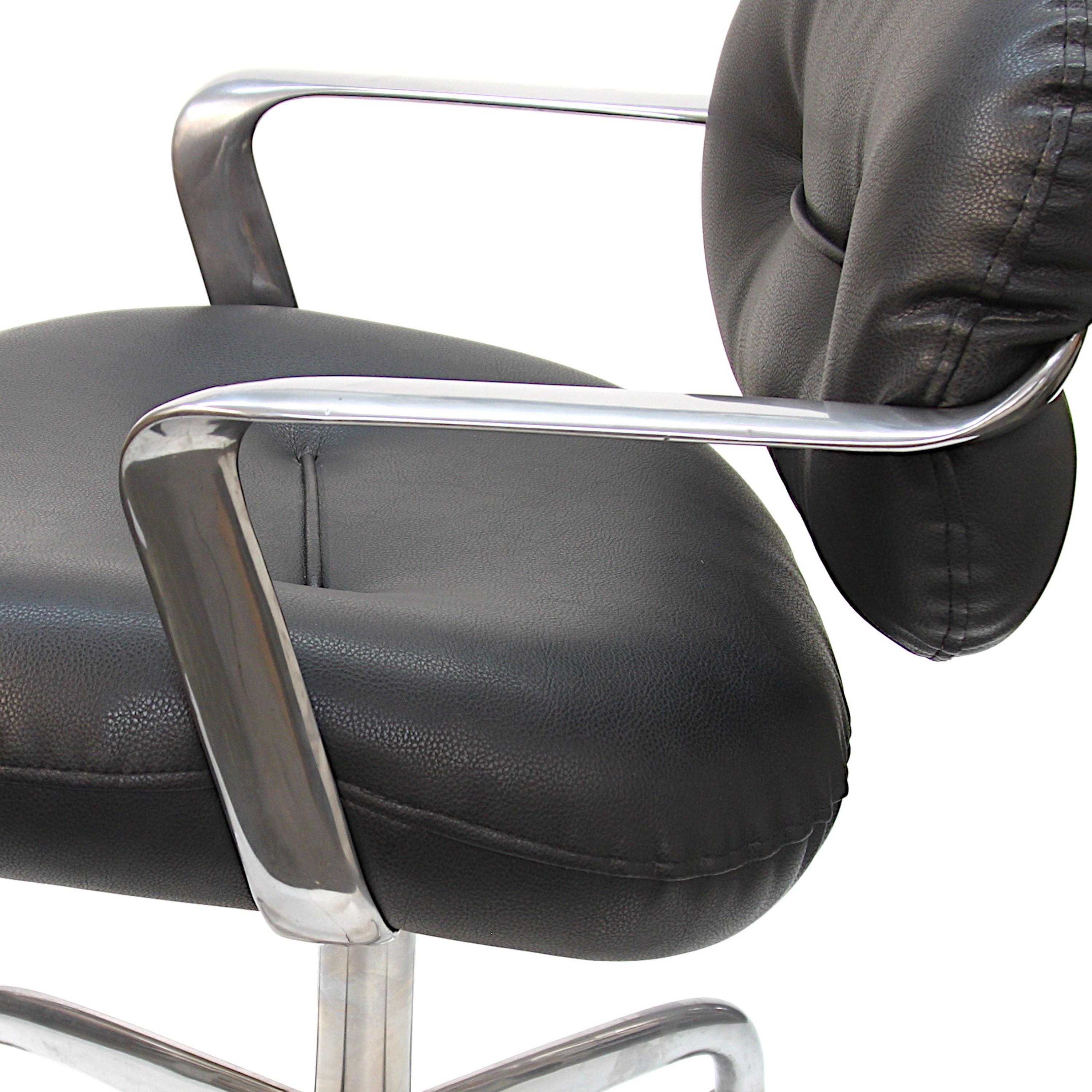 Aluminum Mid-Century Modern Swivel Desk Chair by Andrew Morrison & Bruce Hannah for Knoll