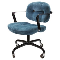 Chaise de bureau pivotante moderne du milieu du siècle dernier par Andrew Morrison et Bruce Hannah pour Knoll