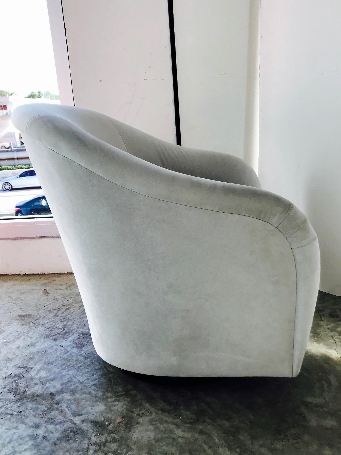 American Mid-Century Modern Swivel Lounge Chair in Grey Velvet, 1970s