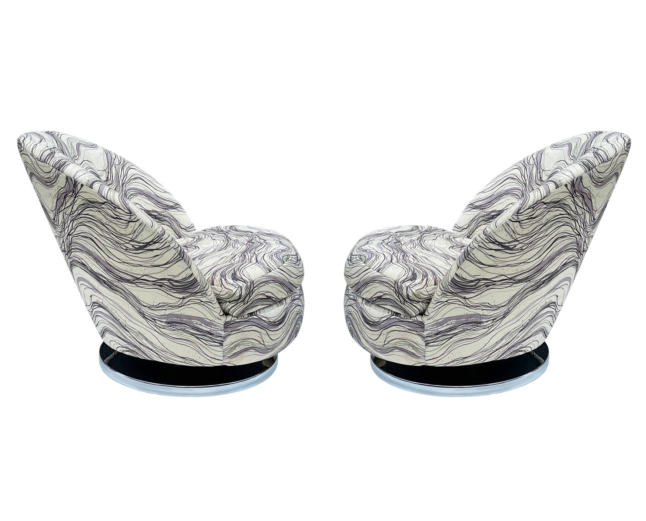 Chaises pantoufles pivotantes modernes du milieu du siècle dernier de Milo Baughman/ Thayer Coggin en vente 3