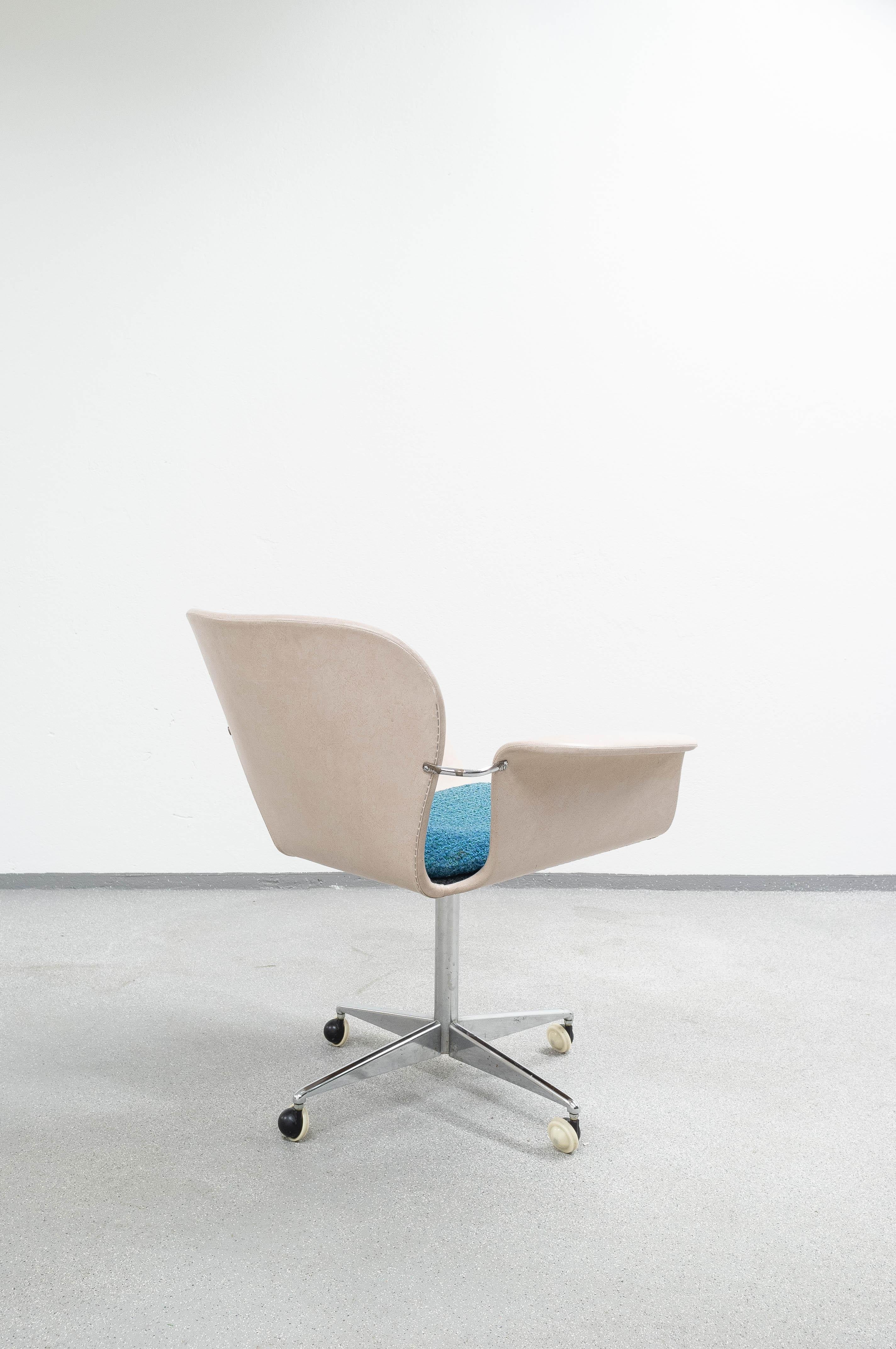 Plated Mid-Century Modern Swivel Office Chair by Kjell Hjell & Bjarne Stave For Sale