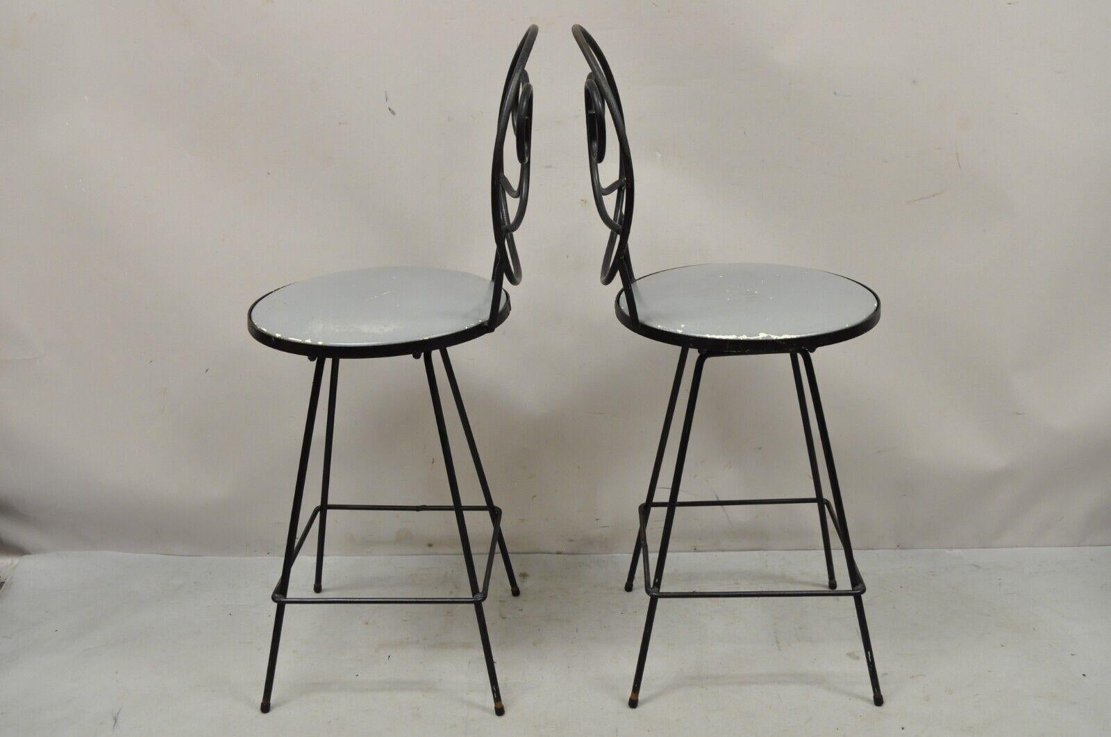 Mid-Century Modern Swivel Seat Arthur Umanoff Style Wrought Iron Stools, a Pair In Good Condition For Sale In Philadelphia, PA