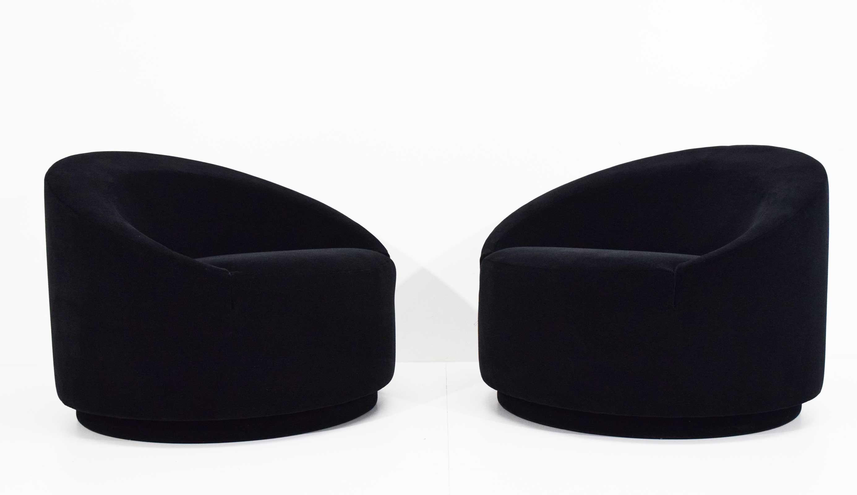 Mid-Century Modern Swivel Tub Chairs in Black Mohair 1