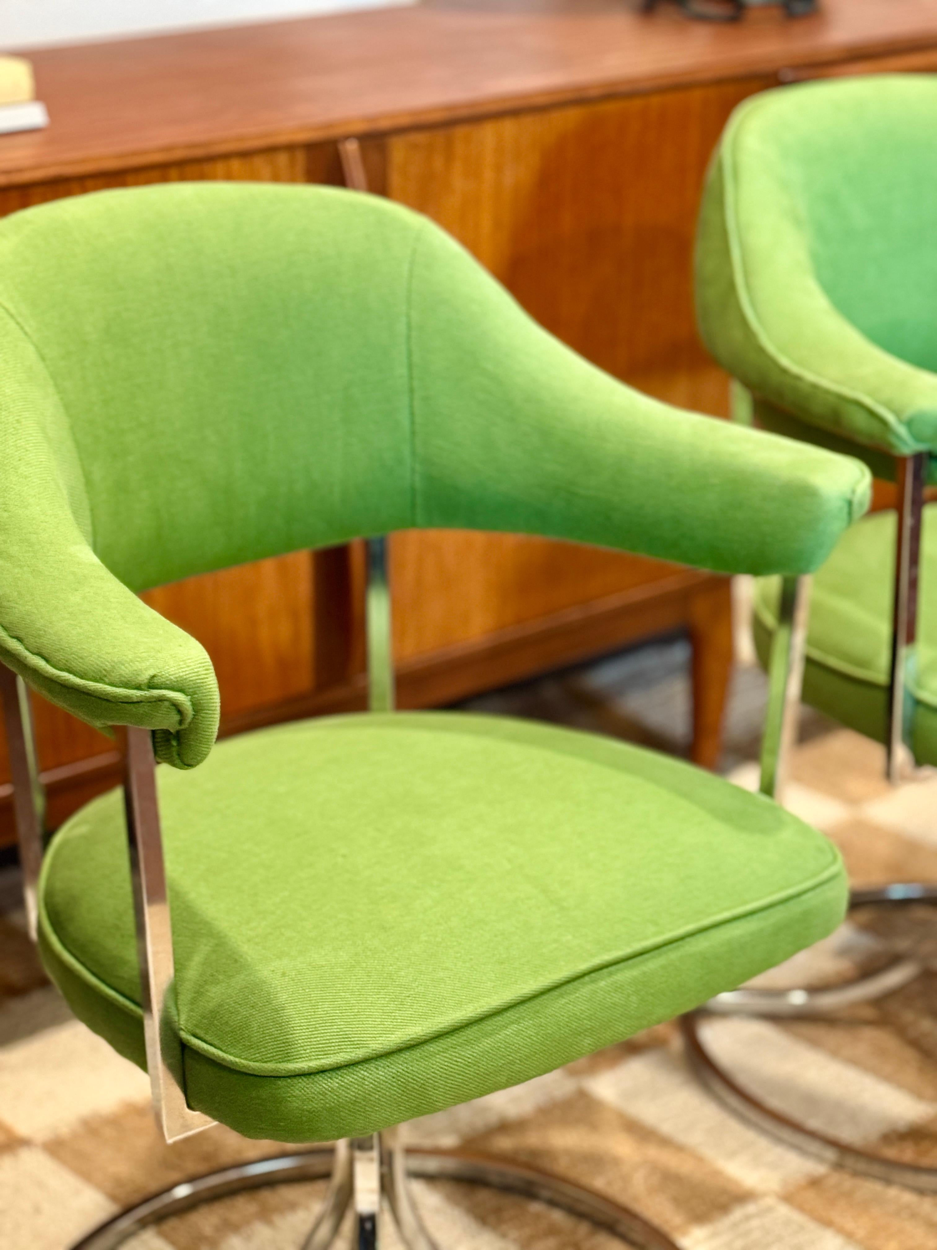 mid century modern swivel tulip chairs by Cal-Style Furniture, circa 1980s In Good Condition In Houston, TX