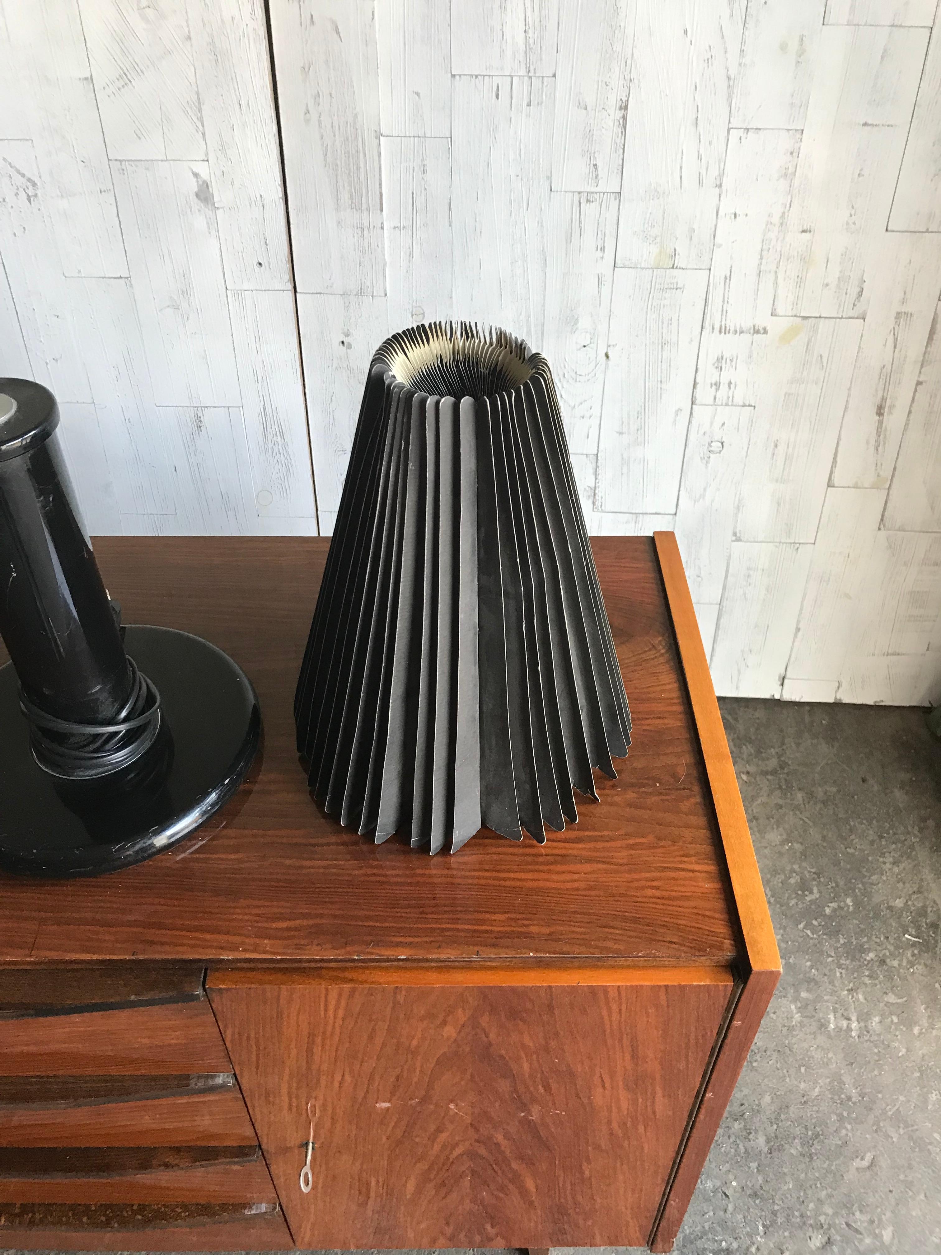 Mid-Century Modern Table Lamp, 1950s For Sale 2