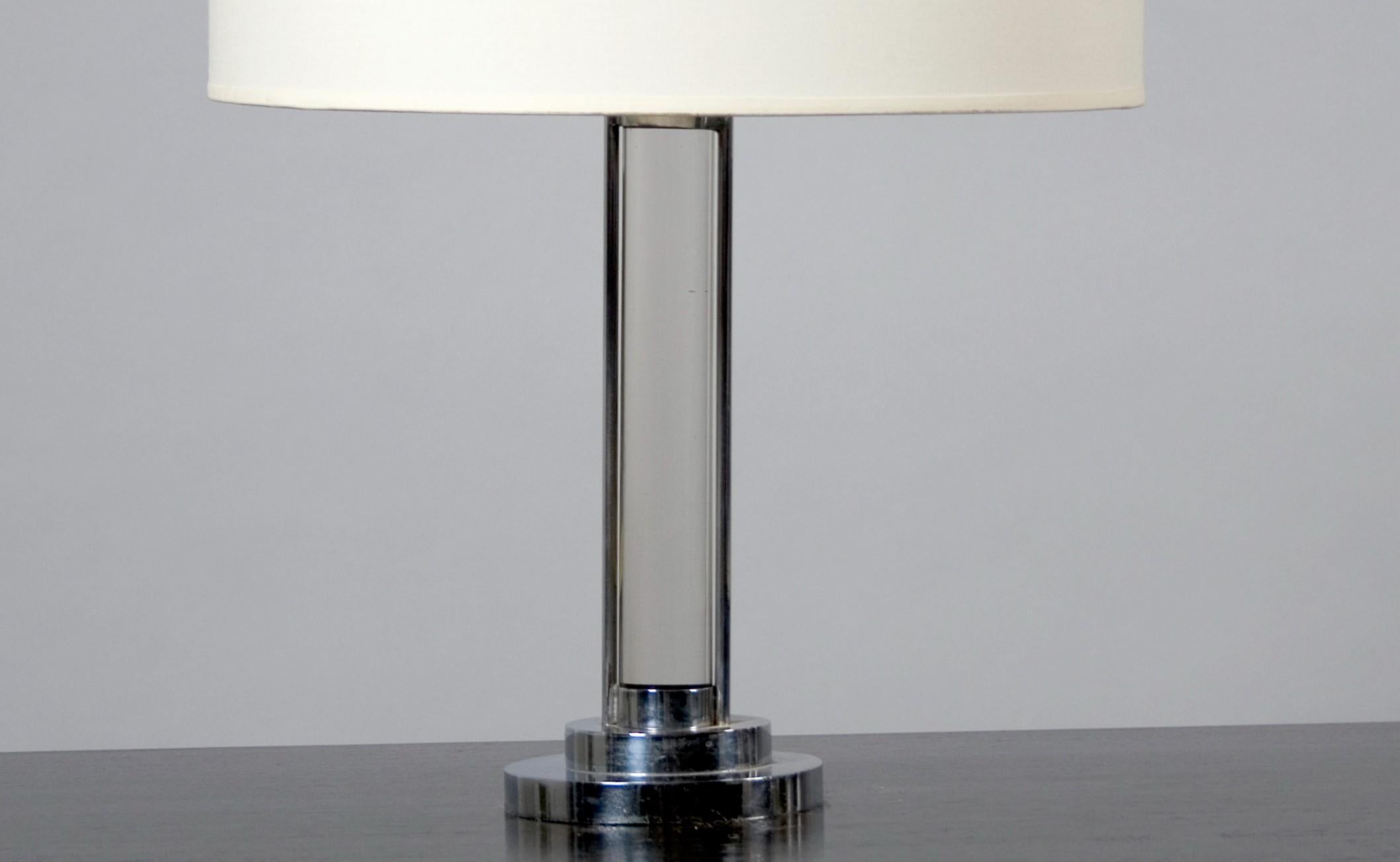 Mid-Century Modern Table Lamp attributed to Jacques Adnet In Good Condition For Sale In London, GB
