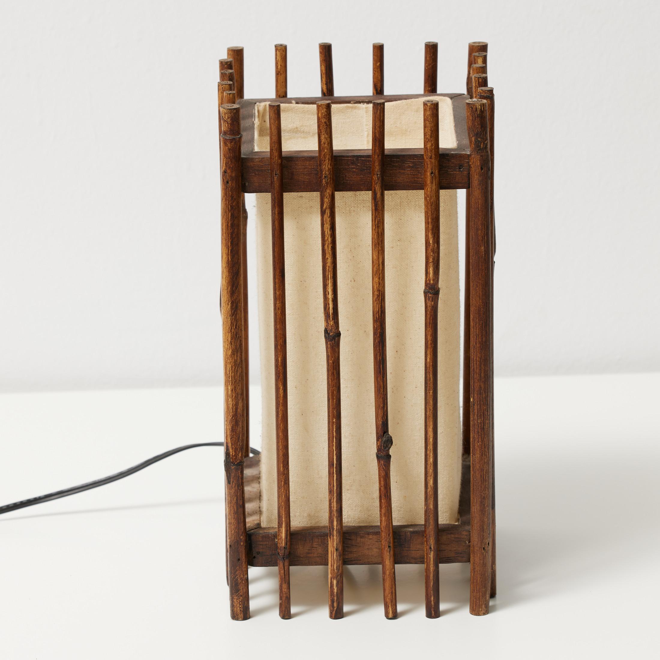 Mid-Century Modern Table Lamp – Bamboo and Linen, Circa 1950 For Sale 1