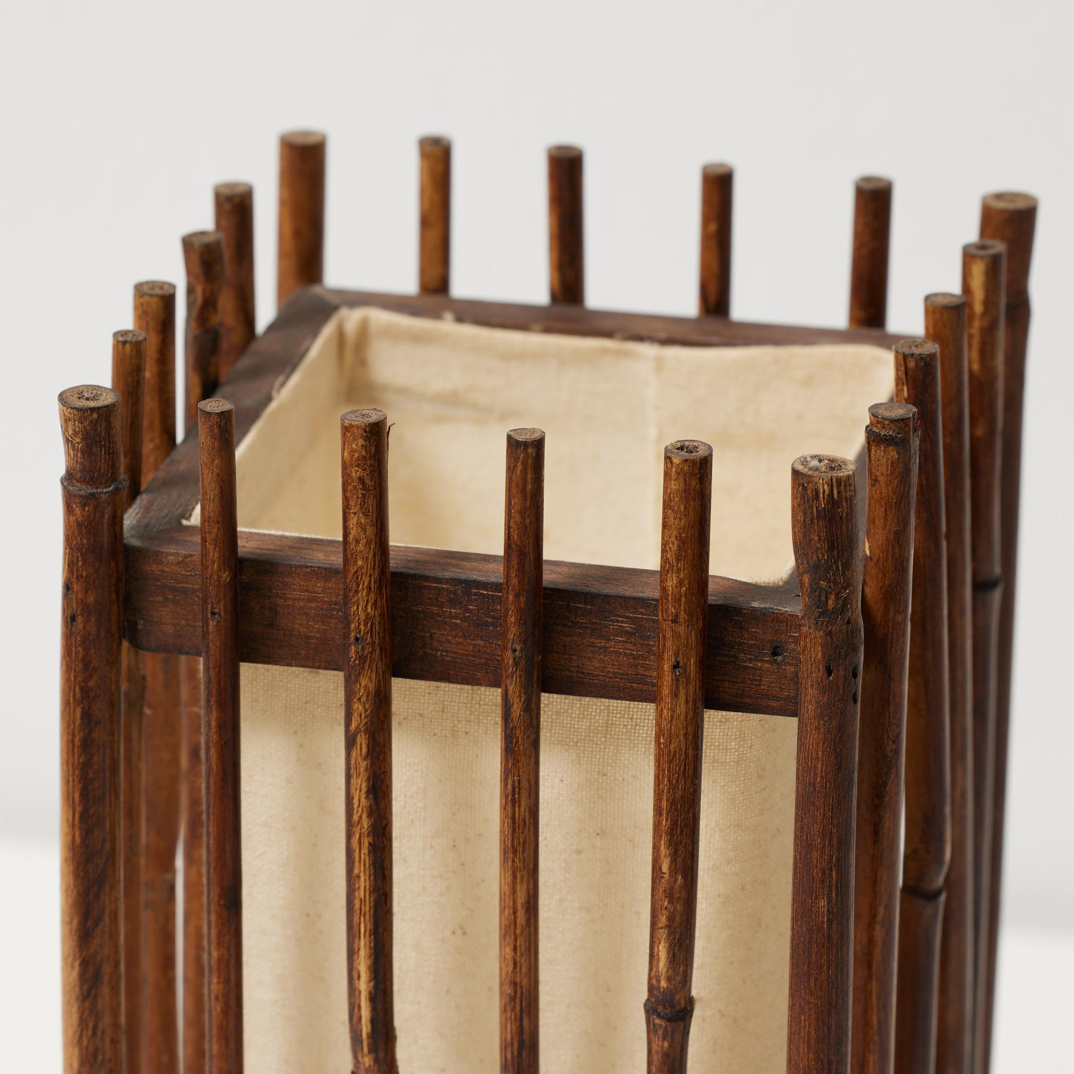 Mid-Century Modern Table Lamp – Bamboo and Linen, Circa 1950 For Sale 2