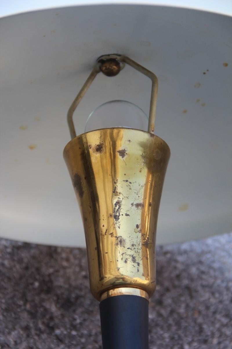 Lampe de table The Modernity Laiton Métal Laqué Design Italien Blanc Noir en vente 2