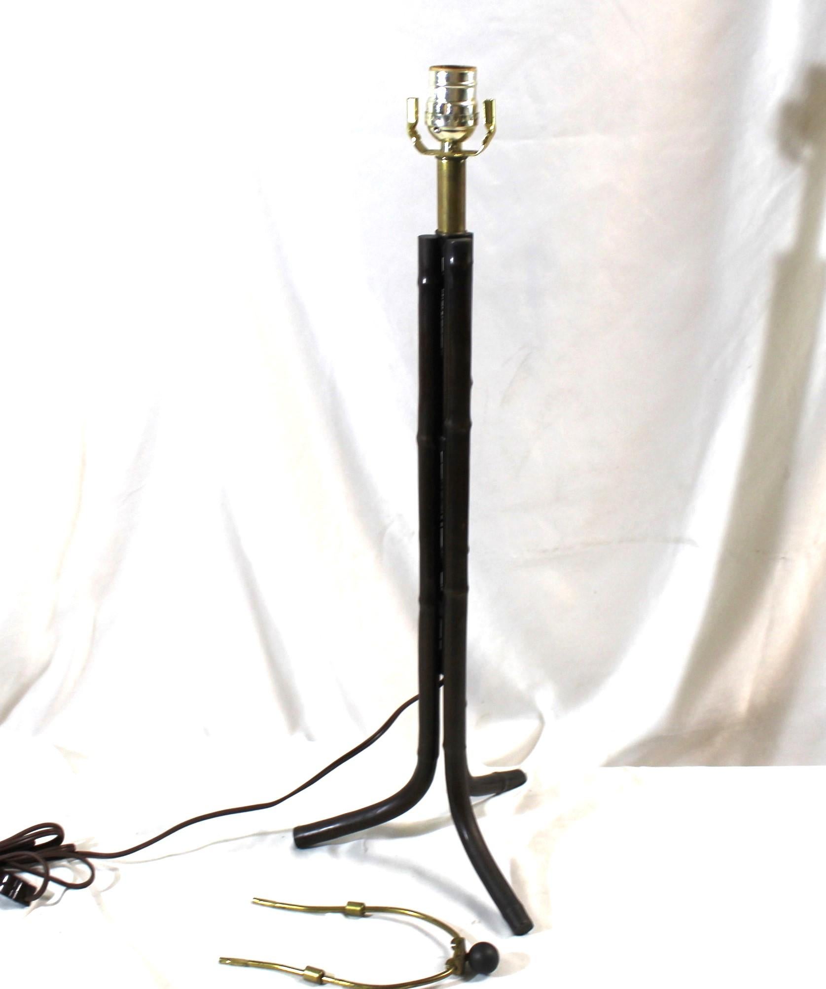 Bronze Lampe de bureau mi-siècle moderne en bronze, design bambou en vente