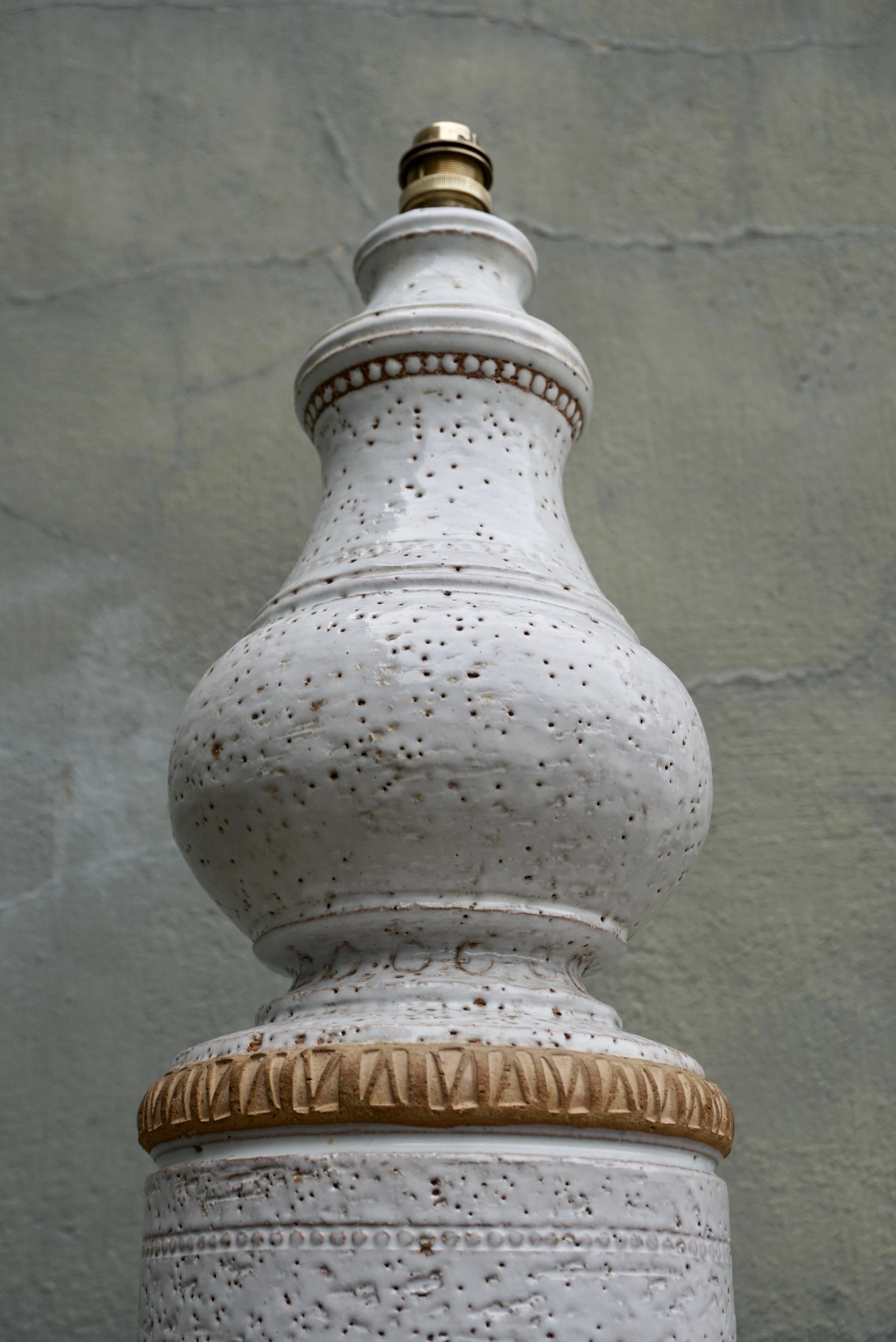 Ceramic Mid Century Modern Table Lamp by Aldo Londi for Bitossi, Italy For Sale