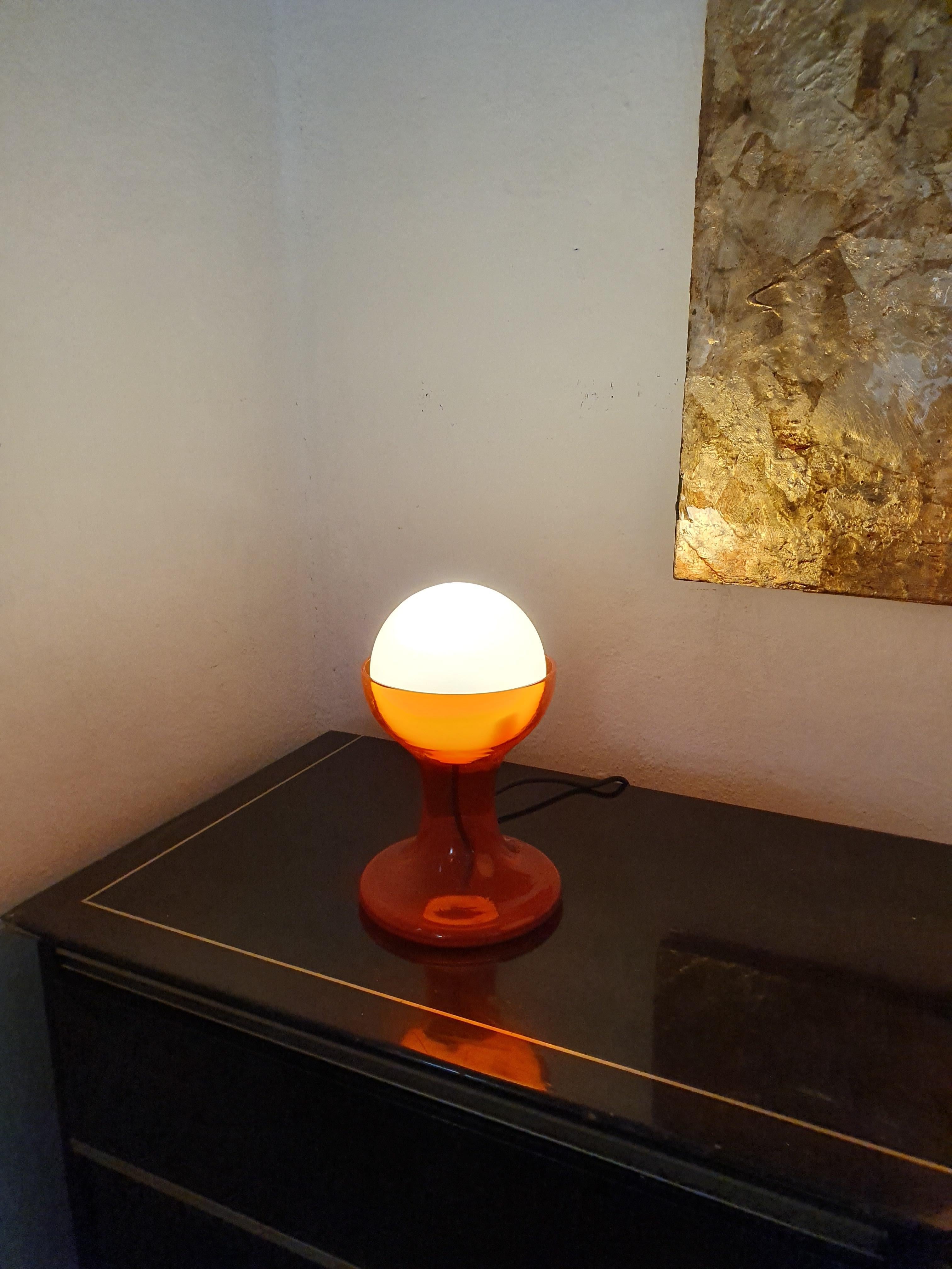 Space Age Mid-Century Modern LT216 Table Lamp by Carlo Nason for Mazzega, 1970 For Sale