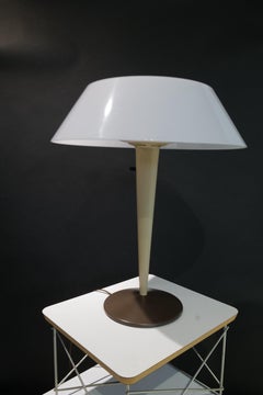 Lampe de table moderne du milieu du siècle par Gerald Thurston pour Lightolier