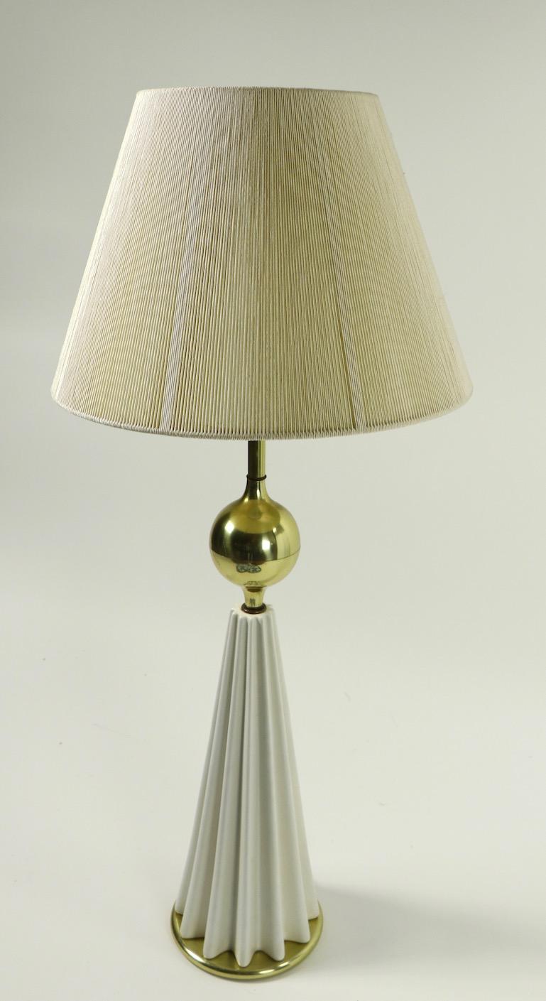 Mid-Century Modern Table Lamp by Gerald Thurston For Sale 4