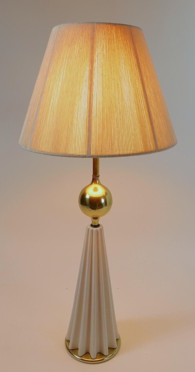 Mid-Century Modern Table Lamp by Gerald Thurston For Sale 5