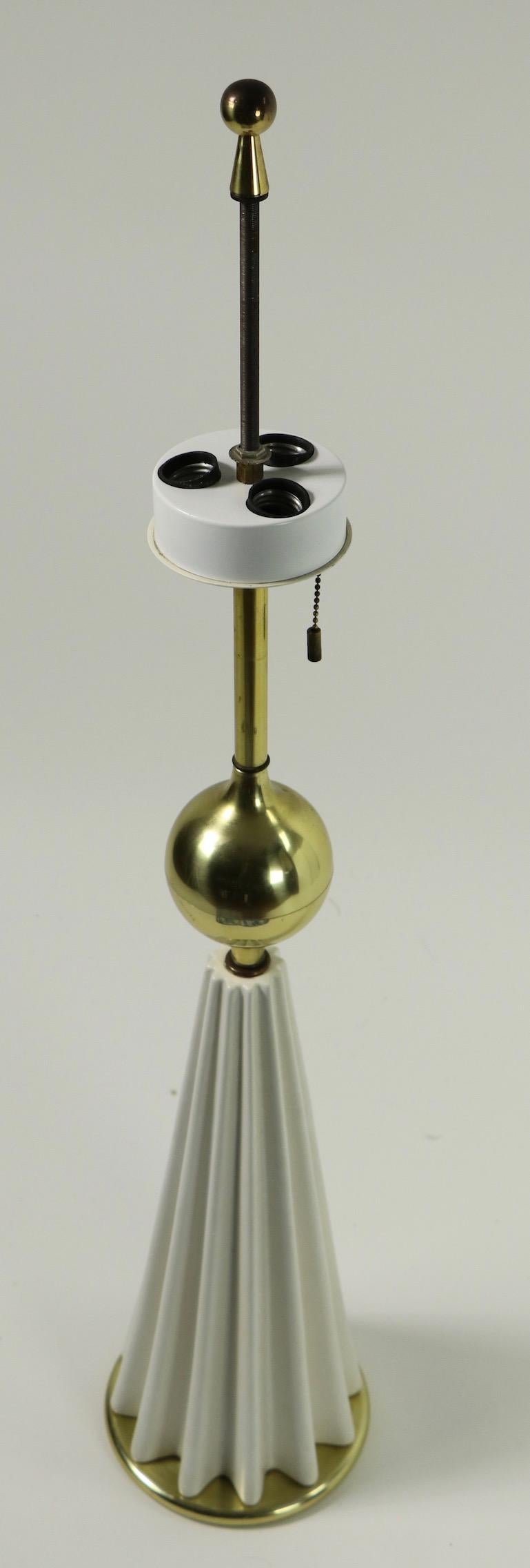 Brass Mid-Century Modern Table Lamp by Gerald Thurston For Sale